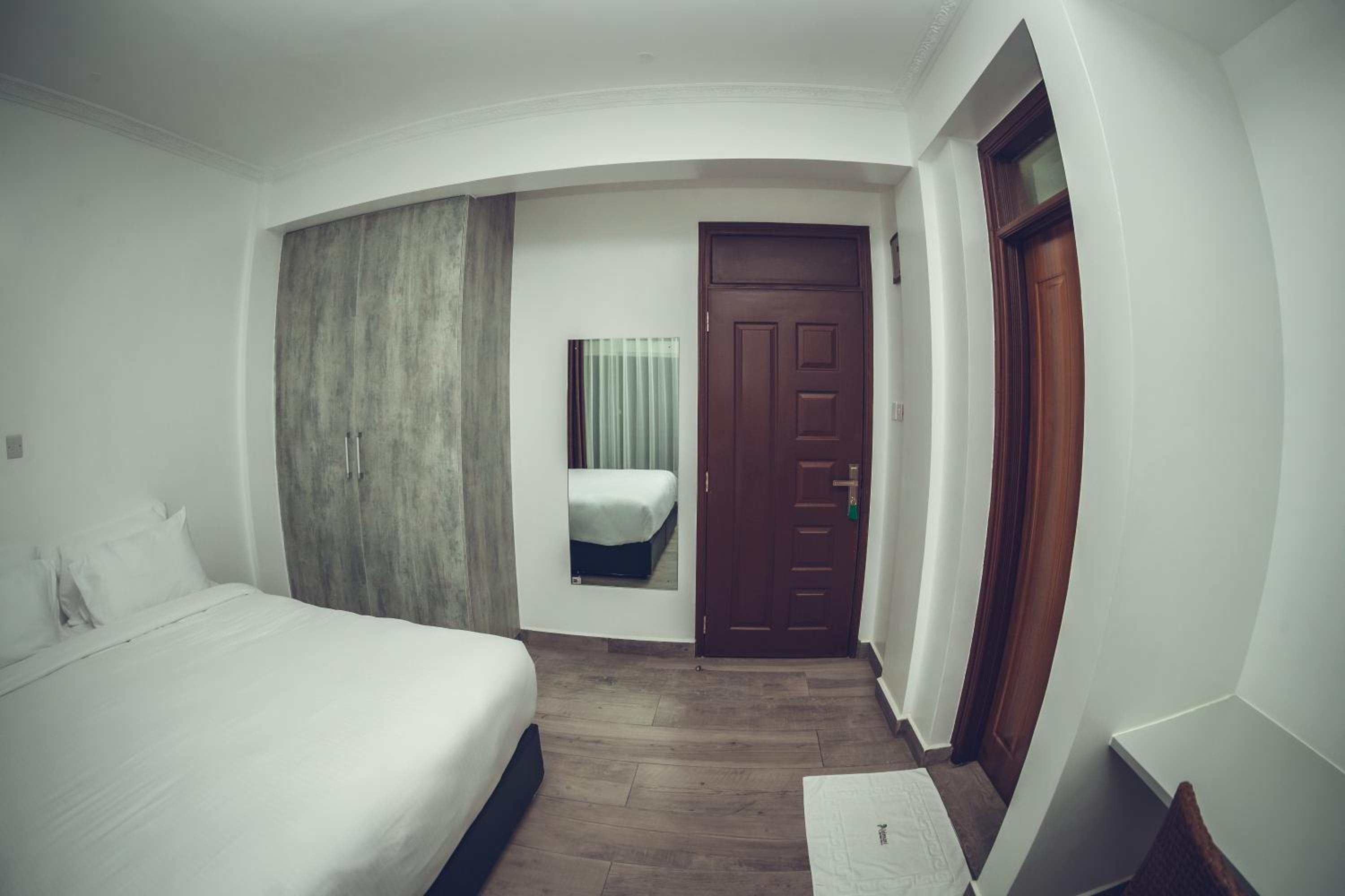 Deluxe Double Room - Photo 6