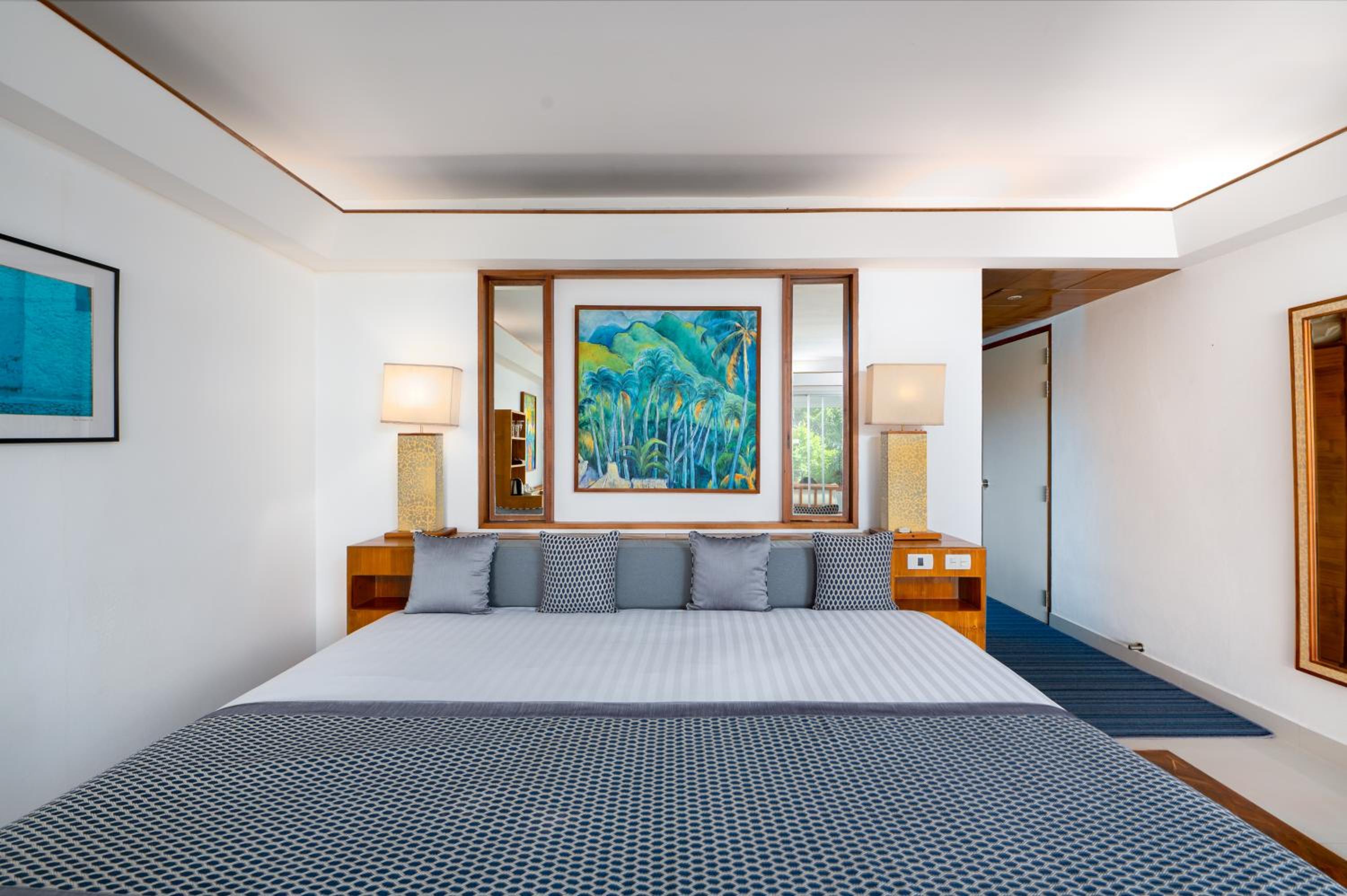 Penthouse Suite - Photo 5