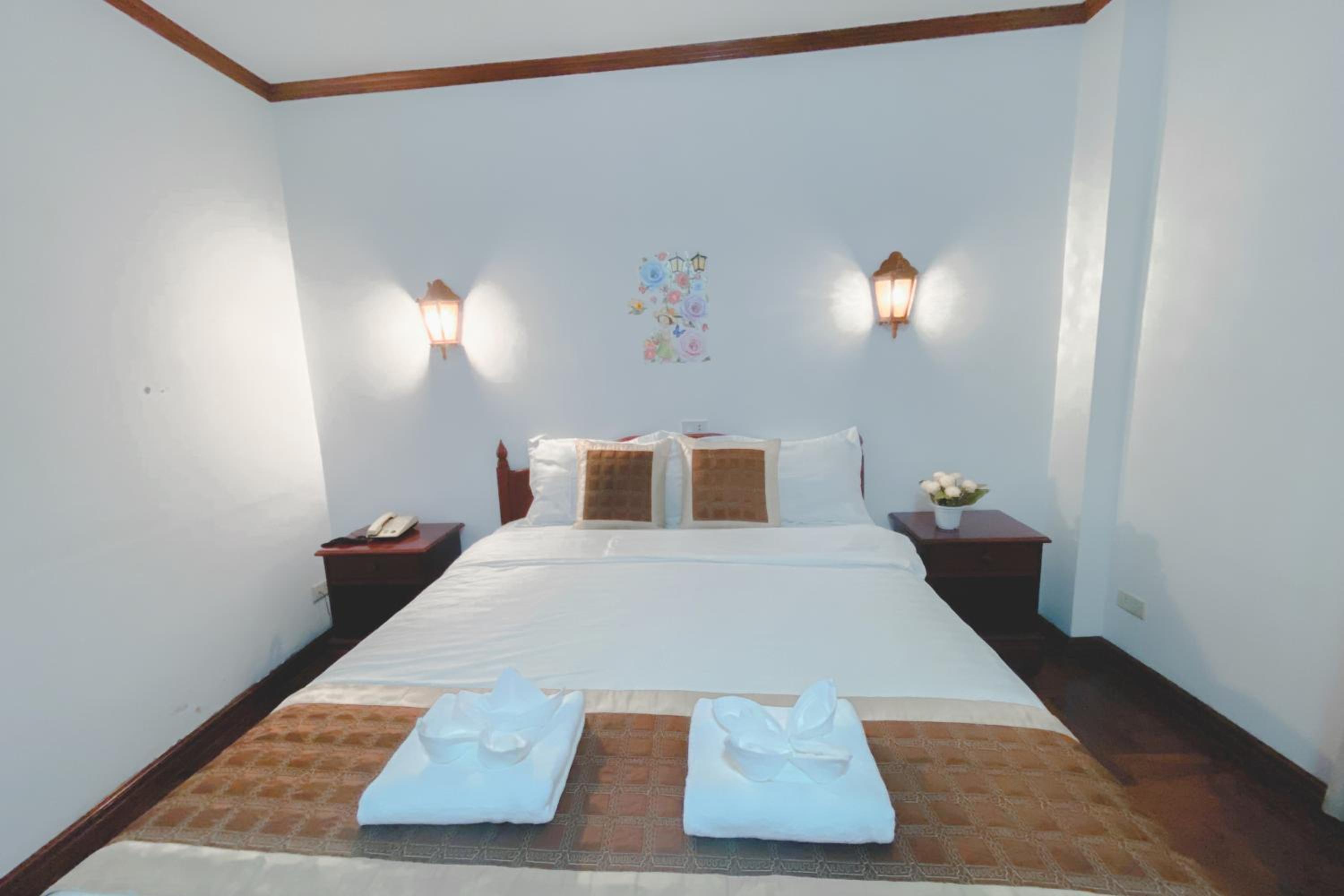 Standard King Room photo 1