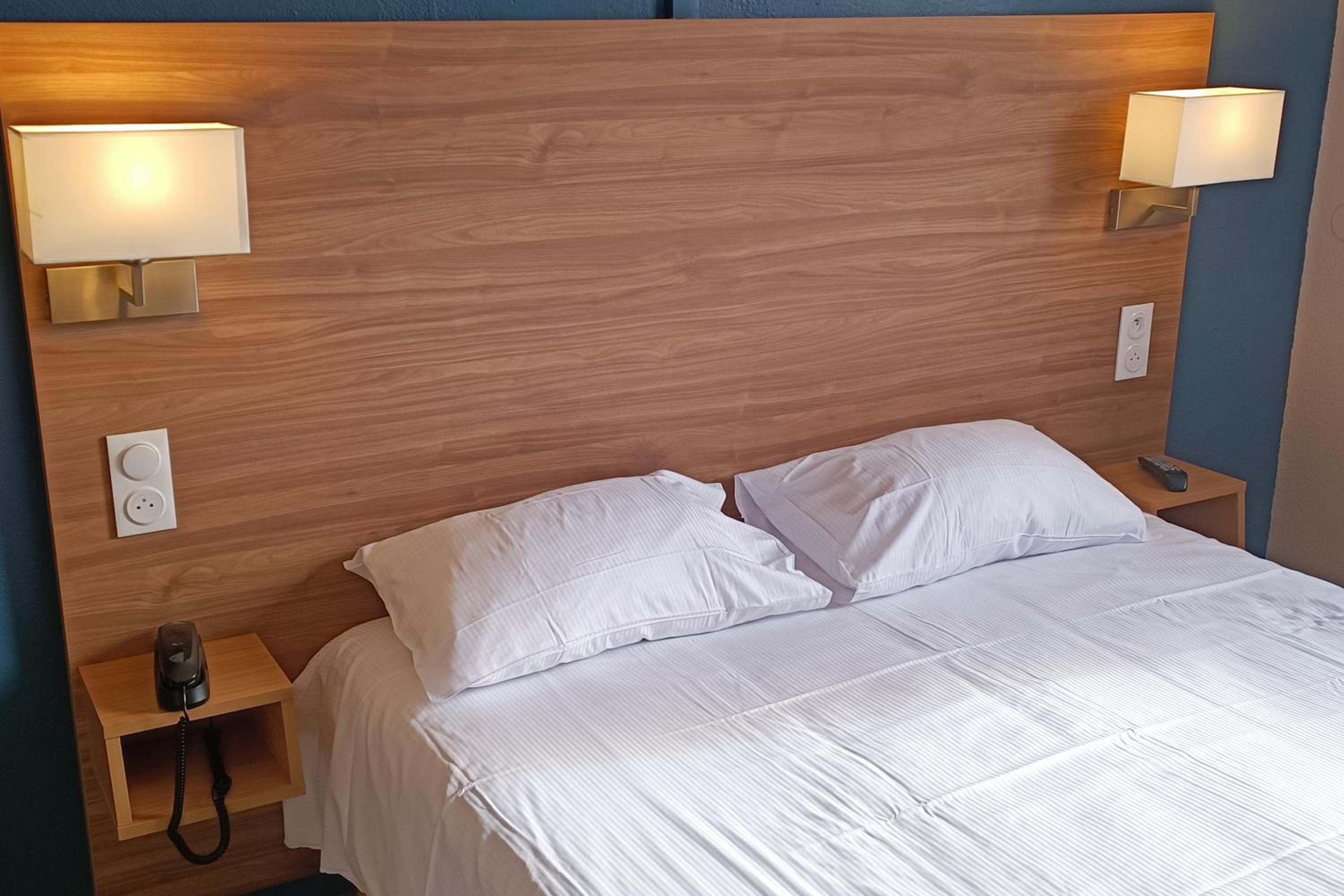 Quadruple Room - Photo 1