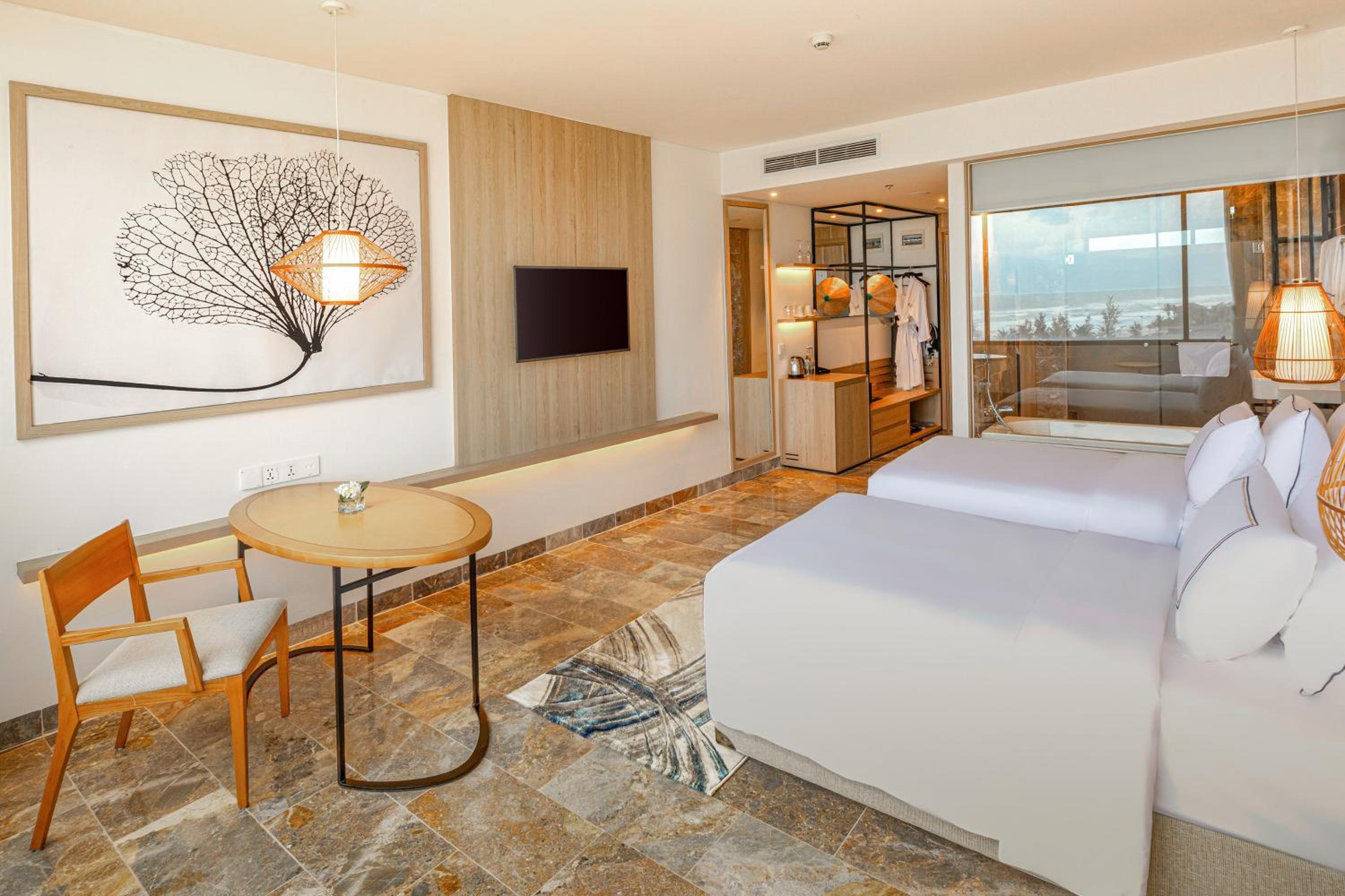 Deluxe Double or Twin Room with Bathtub - Daily Guest Activities photo 2
