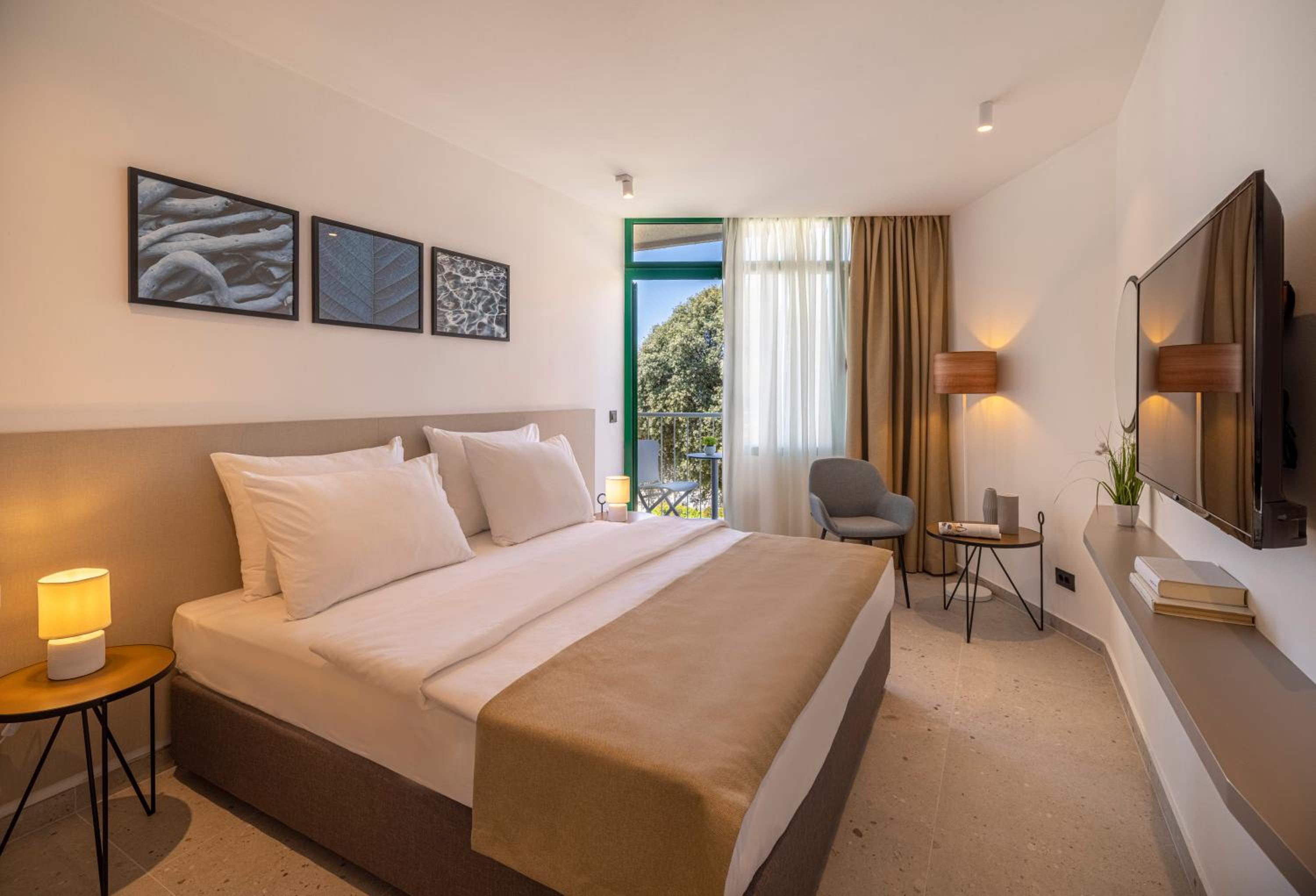 Superior Double or Twin Room - Photo 5
