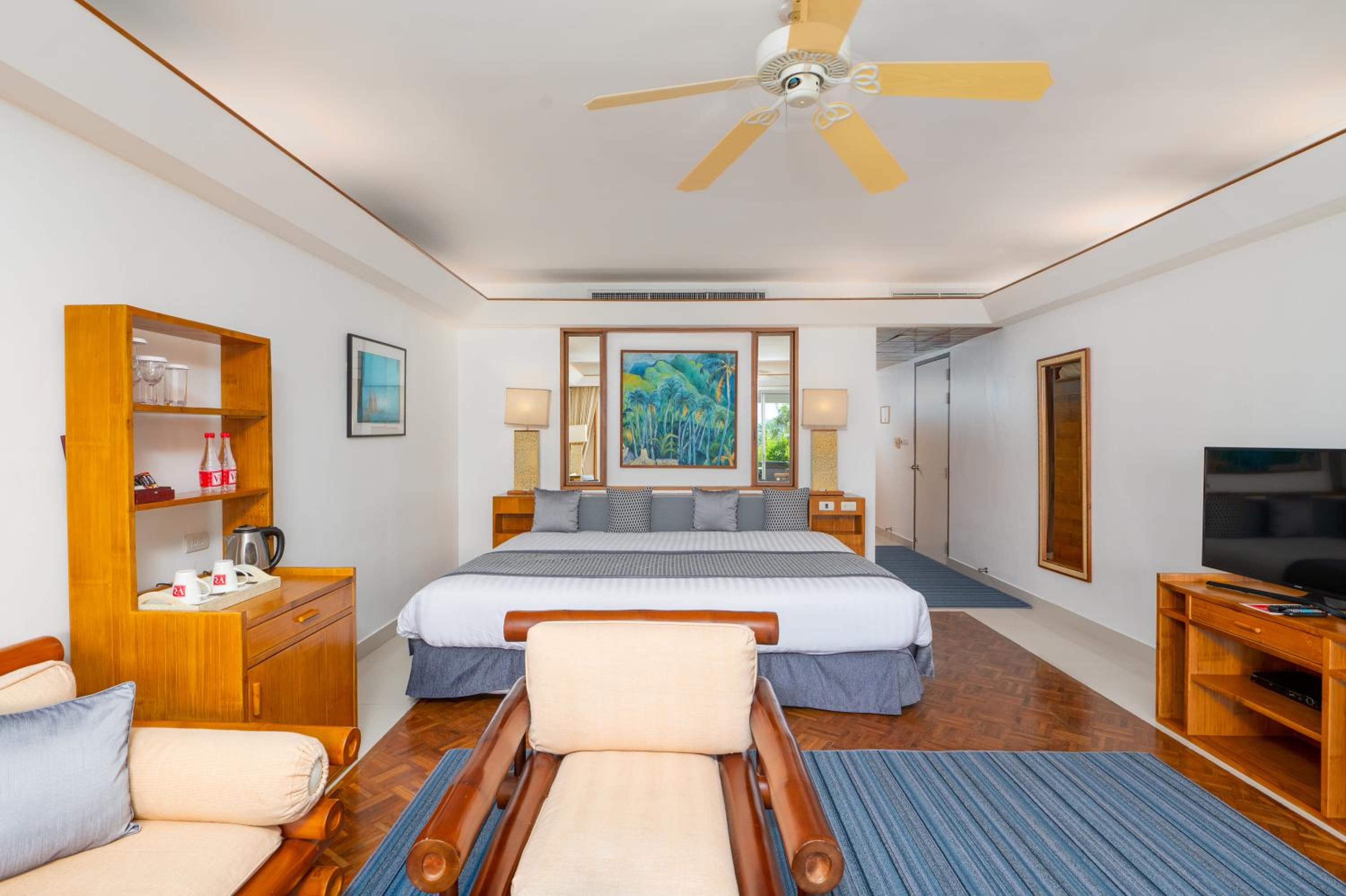 Penthouse Suite - Photo 4