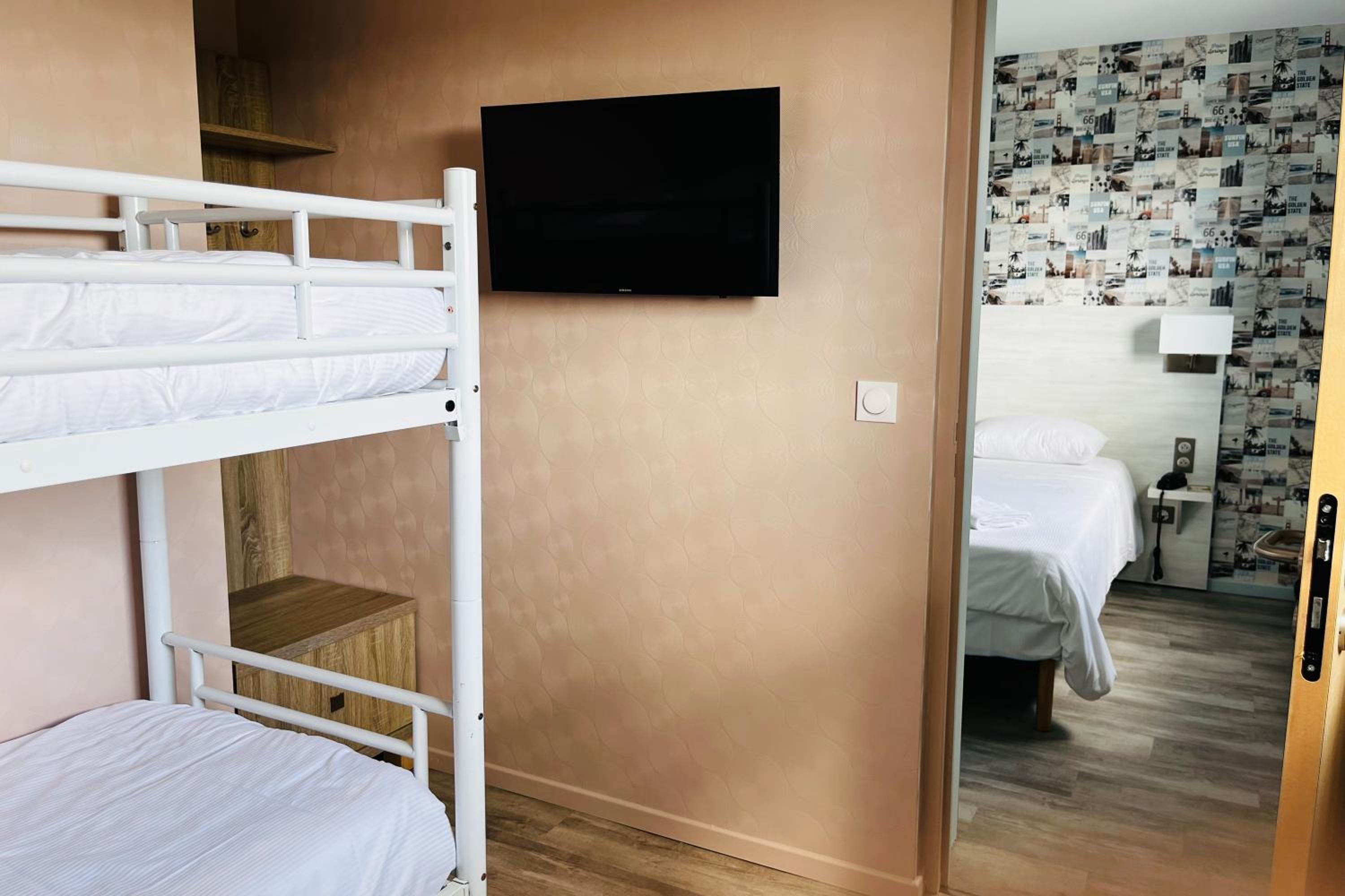 Comfort Quadruple Room - Photo 2