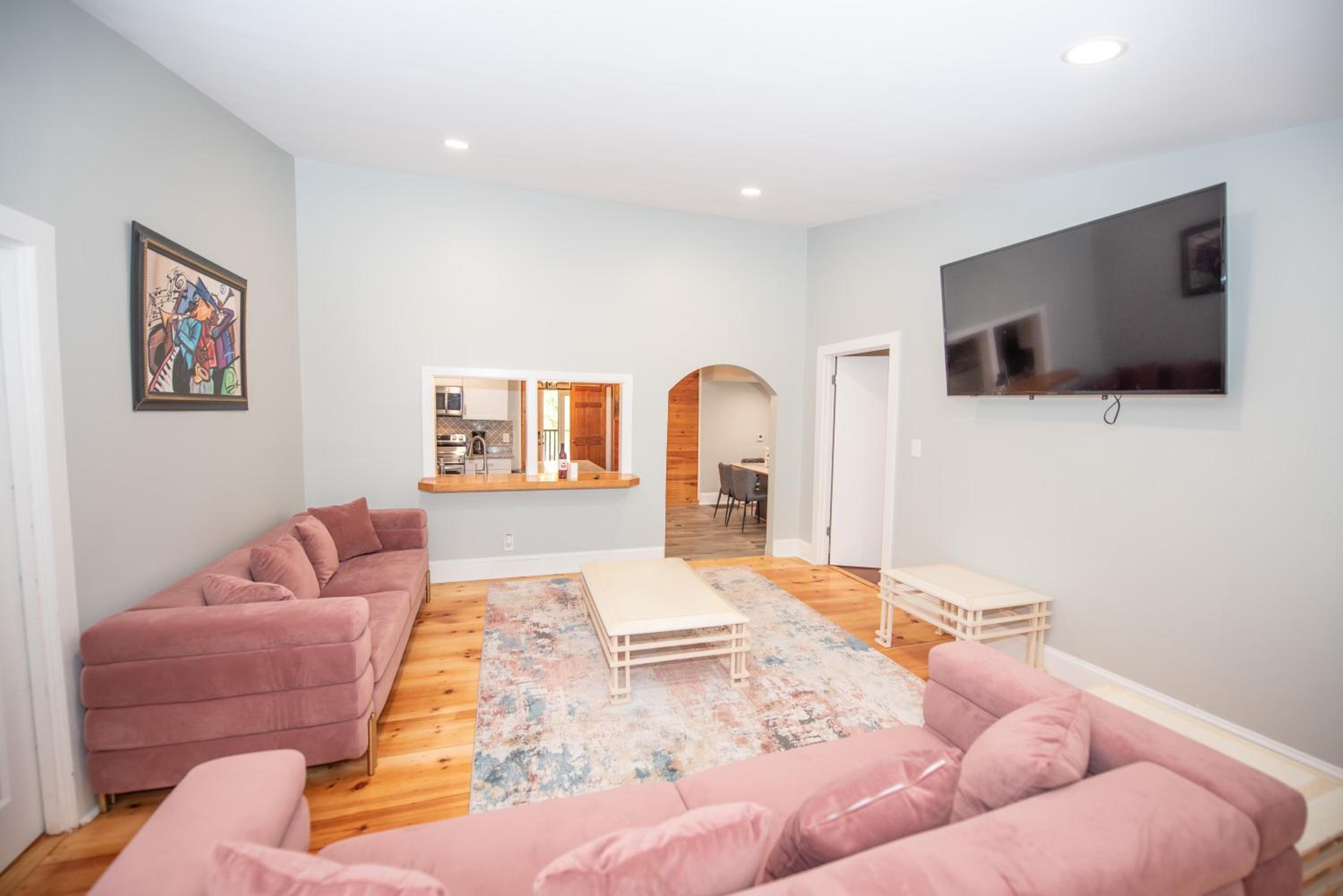 Three-Bedroom House photo 1
