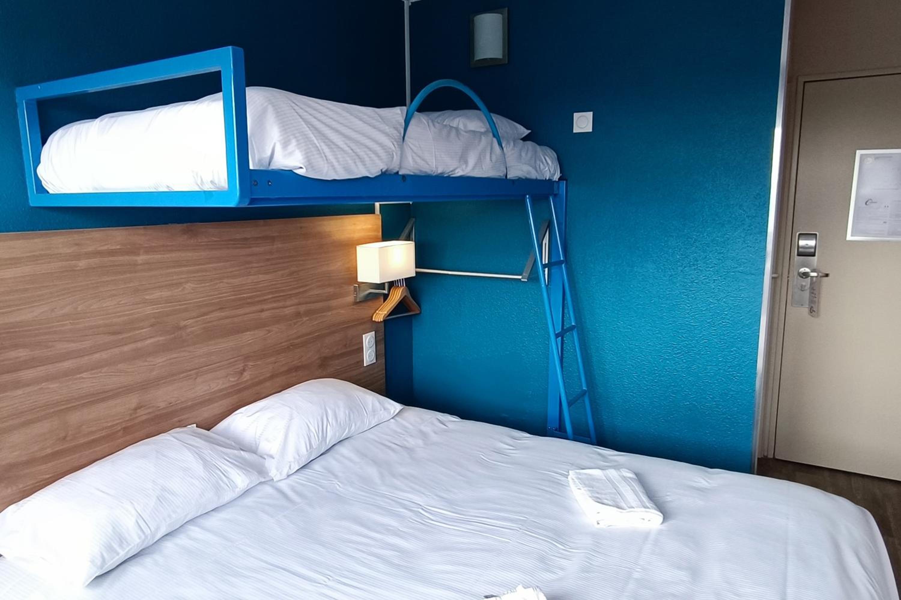 Standard Triple Room - Photo 6