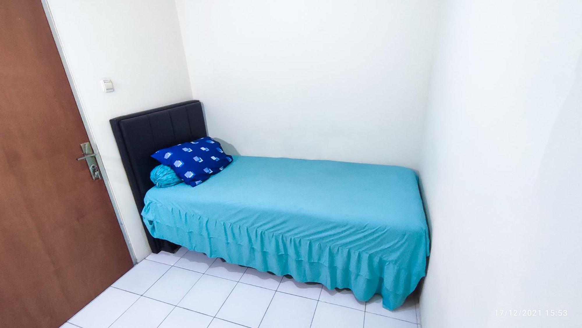 One-Bedroom Apartment - Photo 10