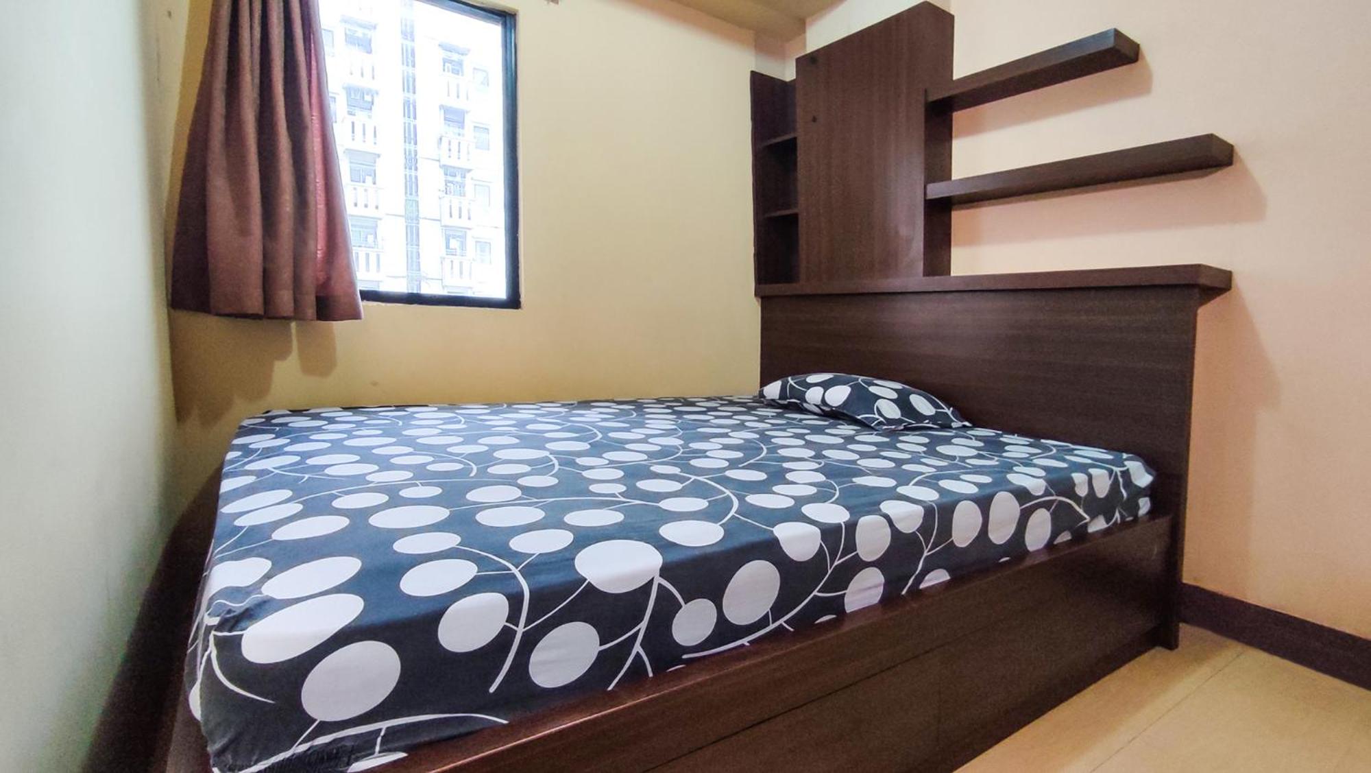 One-Bedroom Apartment - Photo 3