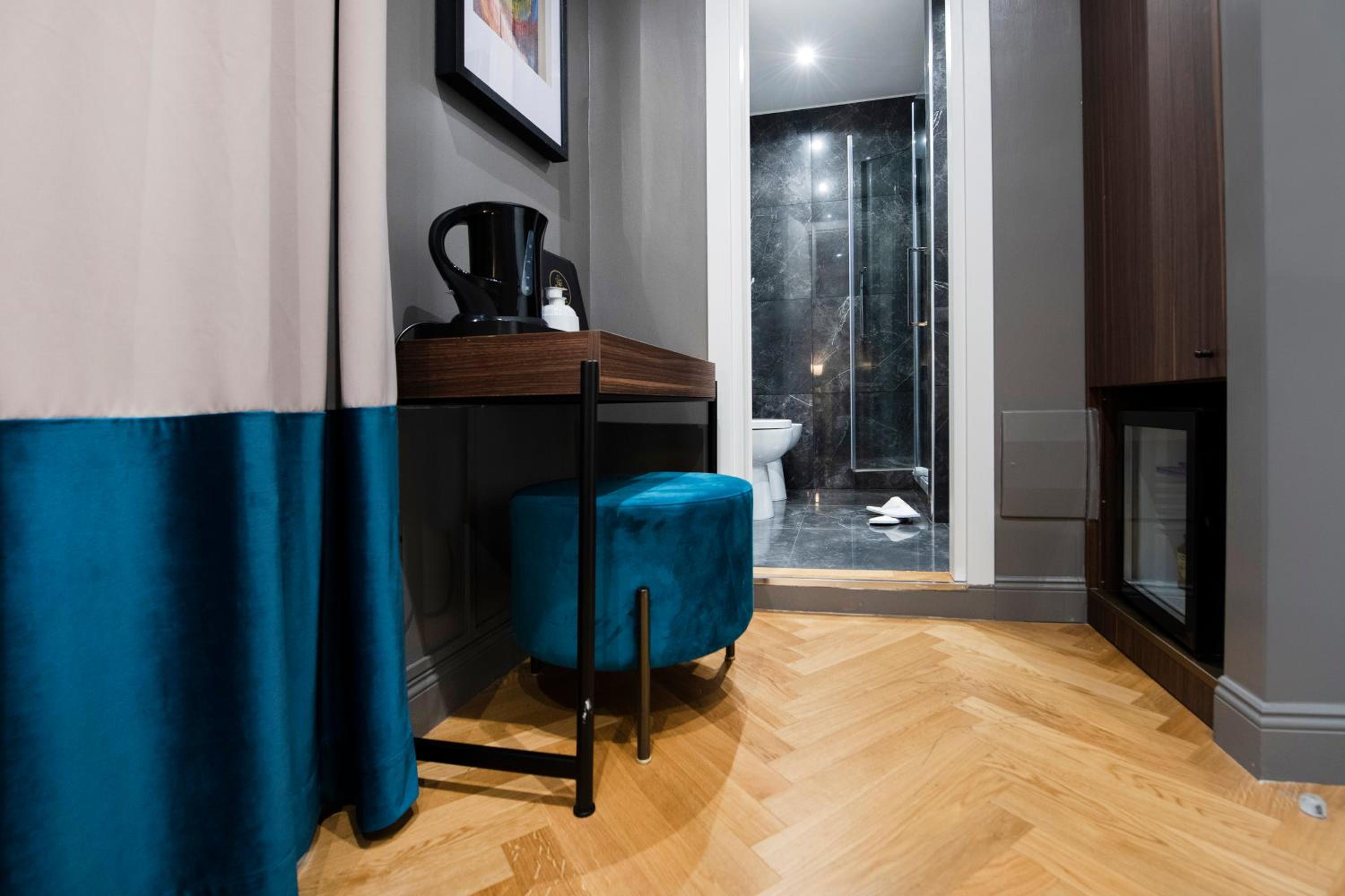 Single Room photo 3