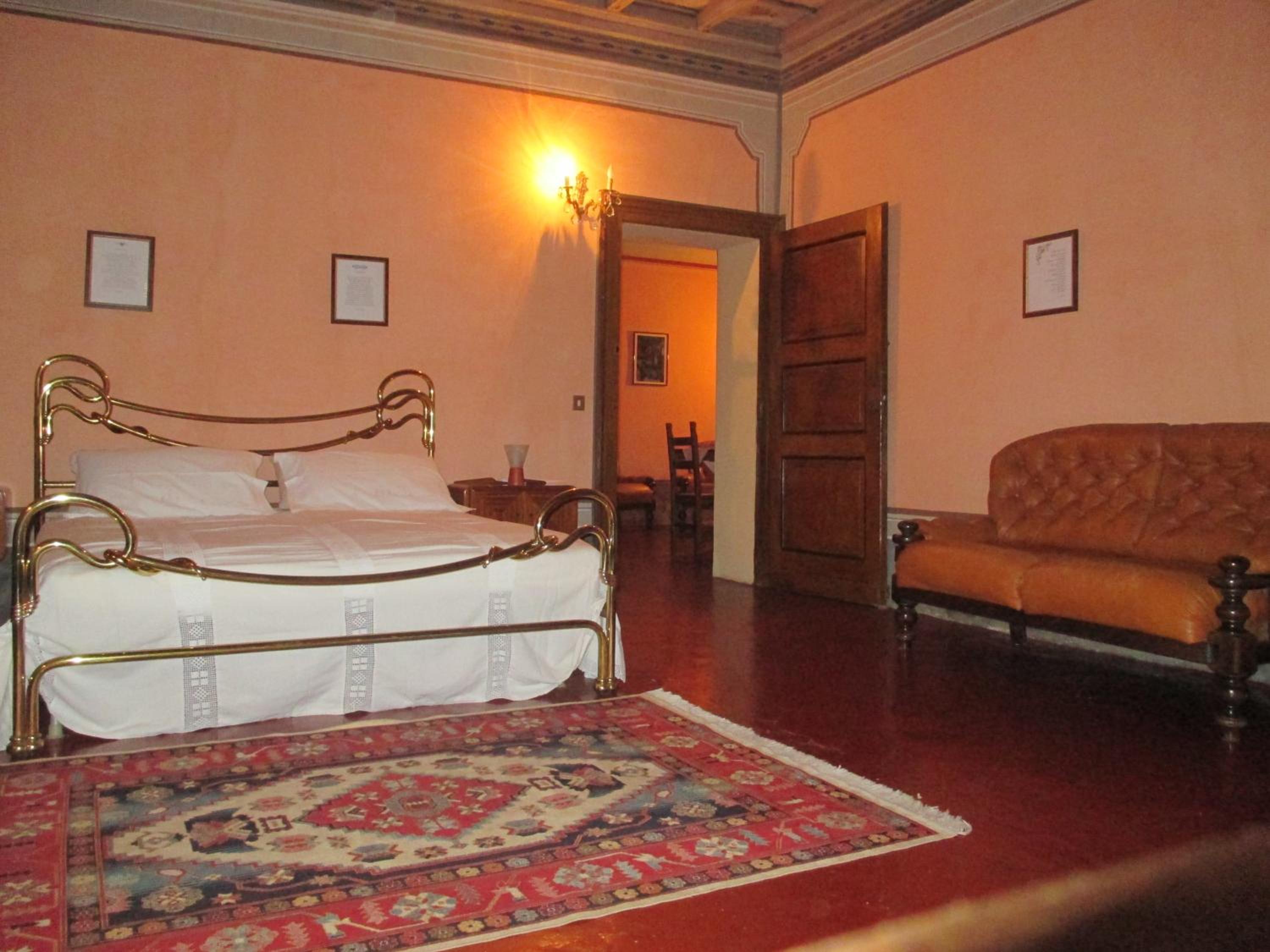 Double Room with Terrace - Photo 4