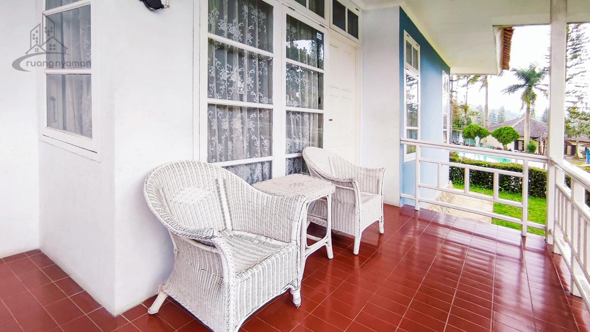 Three-Bedroom Villa photo 2