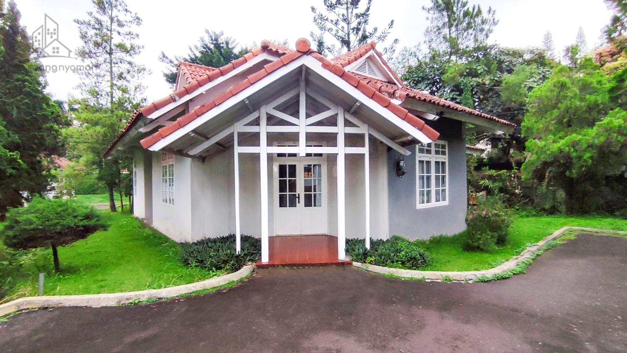 Three-Bedroom Villa - Photo 2