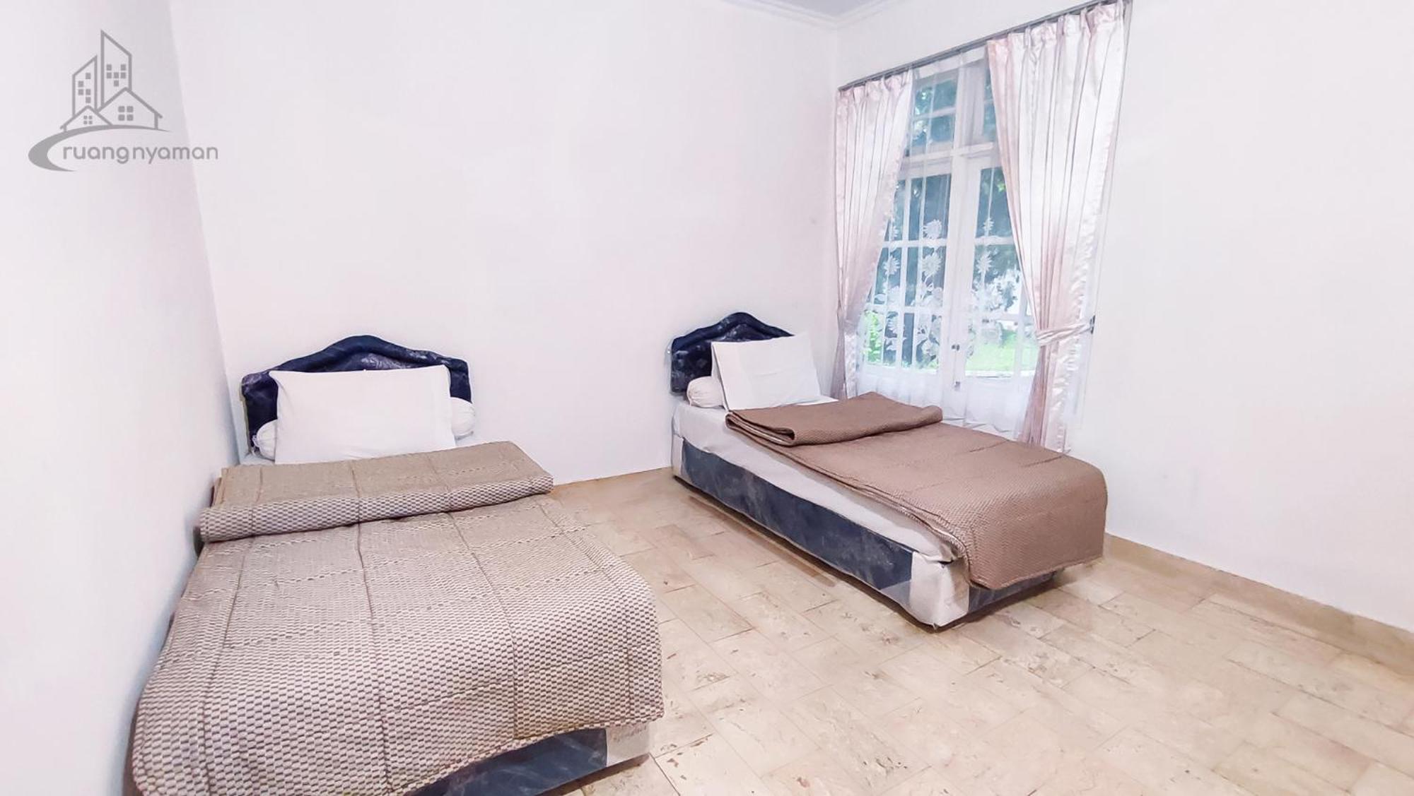 Three-Bedroom Villa - Photo 14