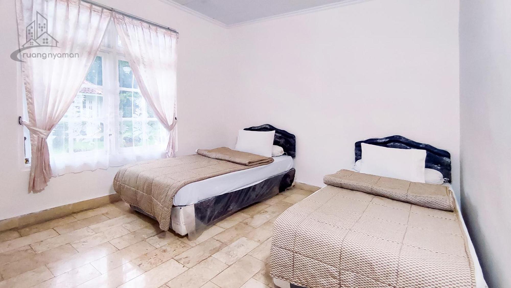 Three-Bedroom Villa - Photo 13