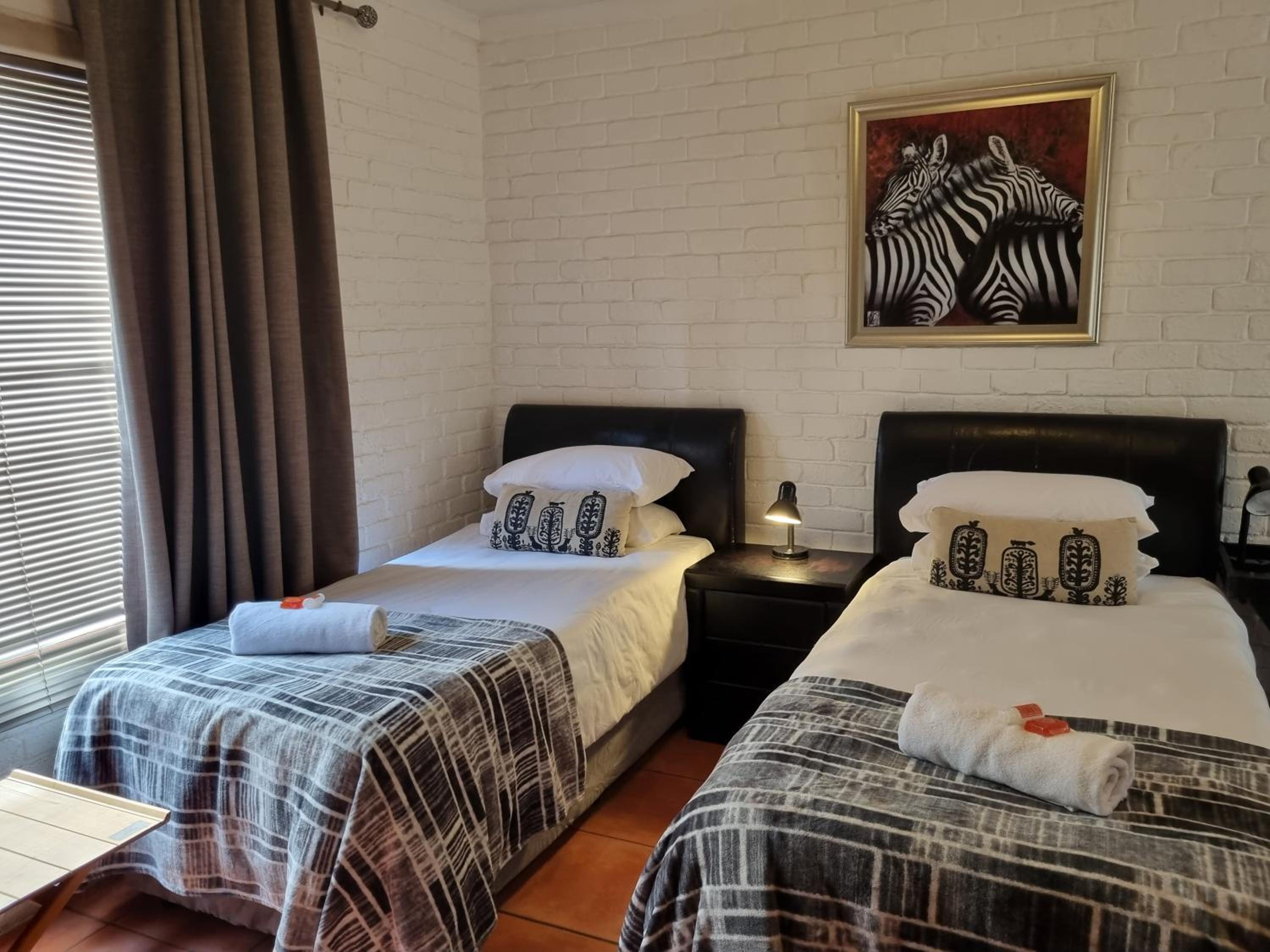 Twin Room - Hunters Room - Photo 1