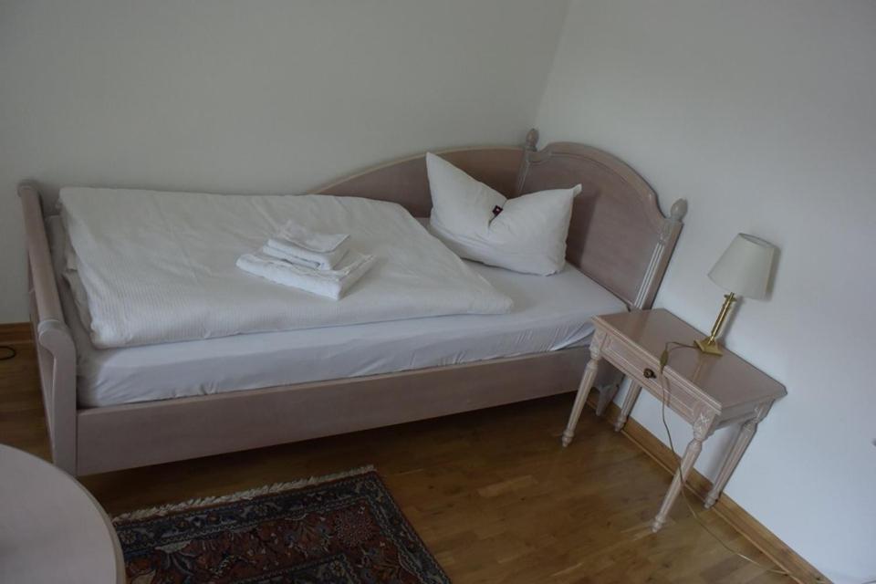 Single Room photo 3