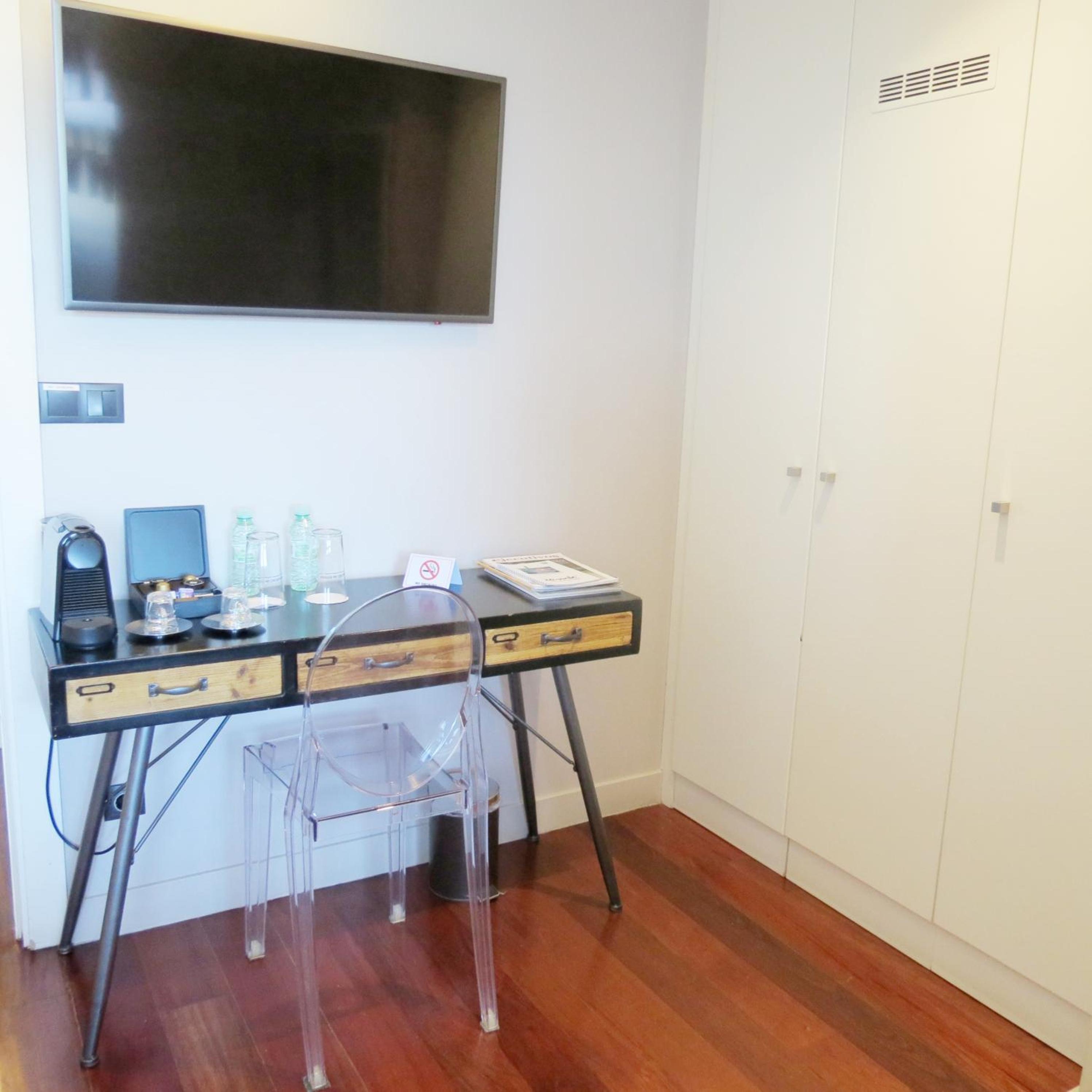 Double Room - Photo 3