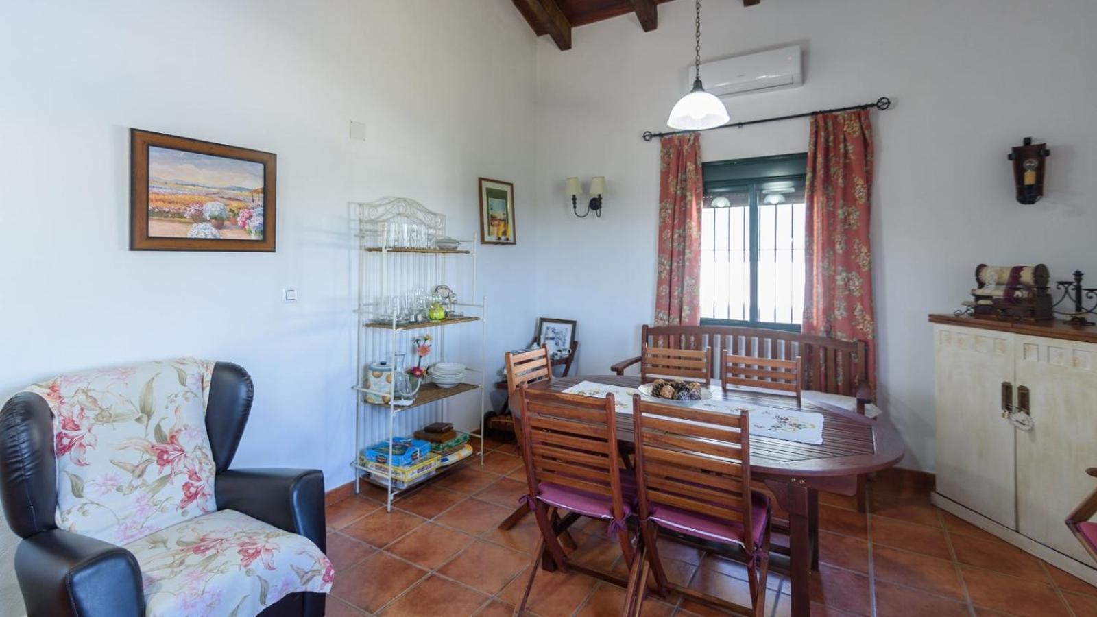 Two-Bedroom House photo 2