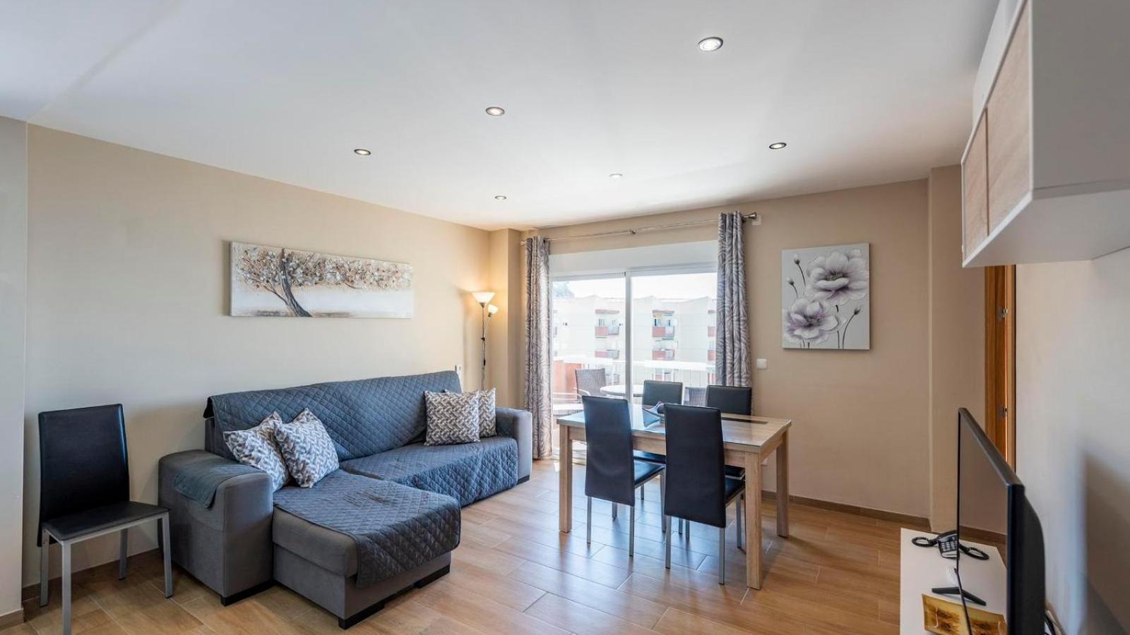 One-Bedroom House photo 2