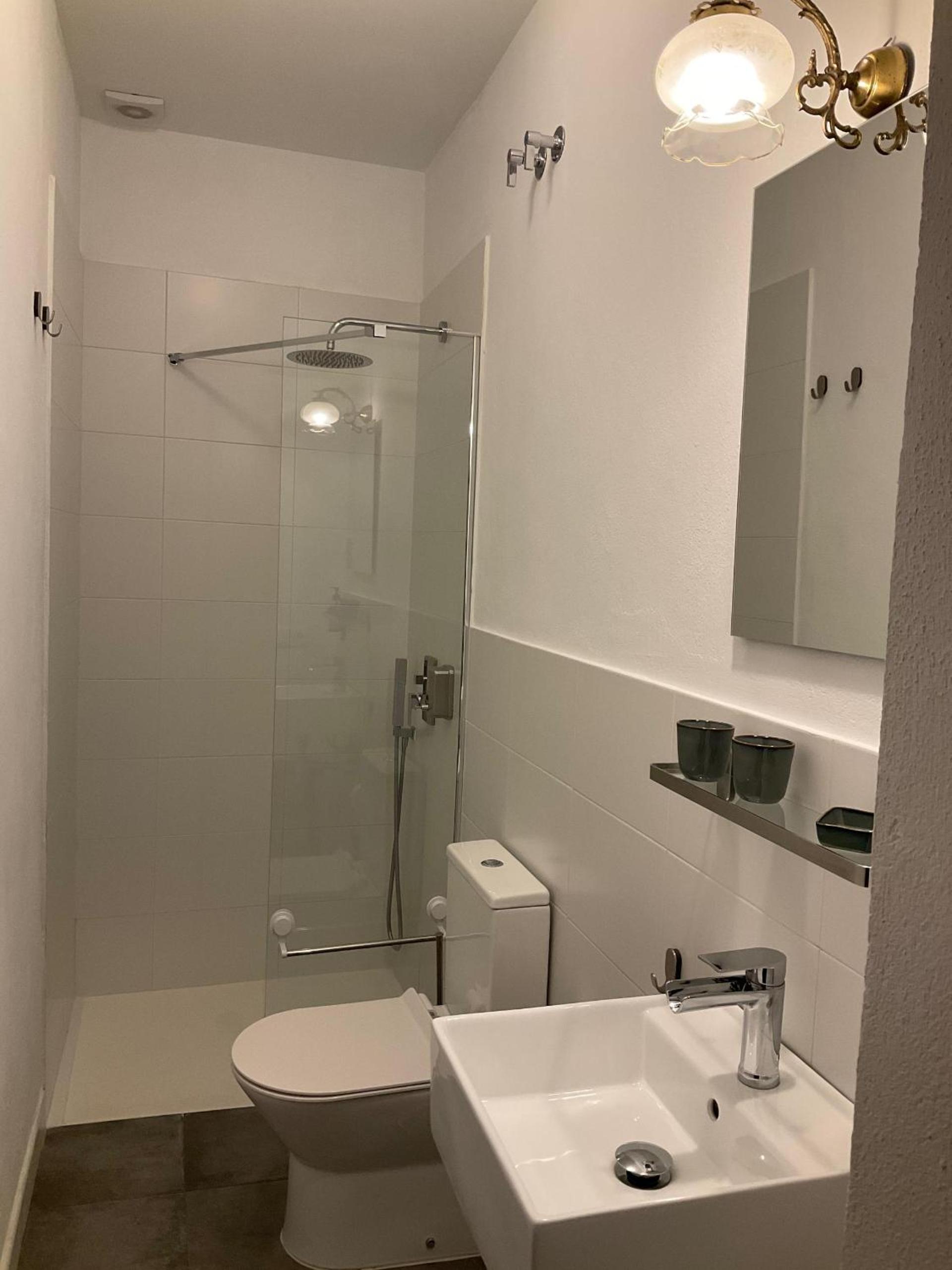 Large Double Room photo 2