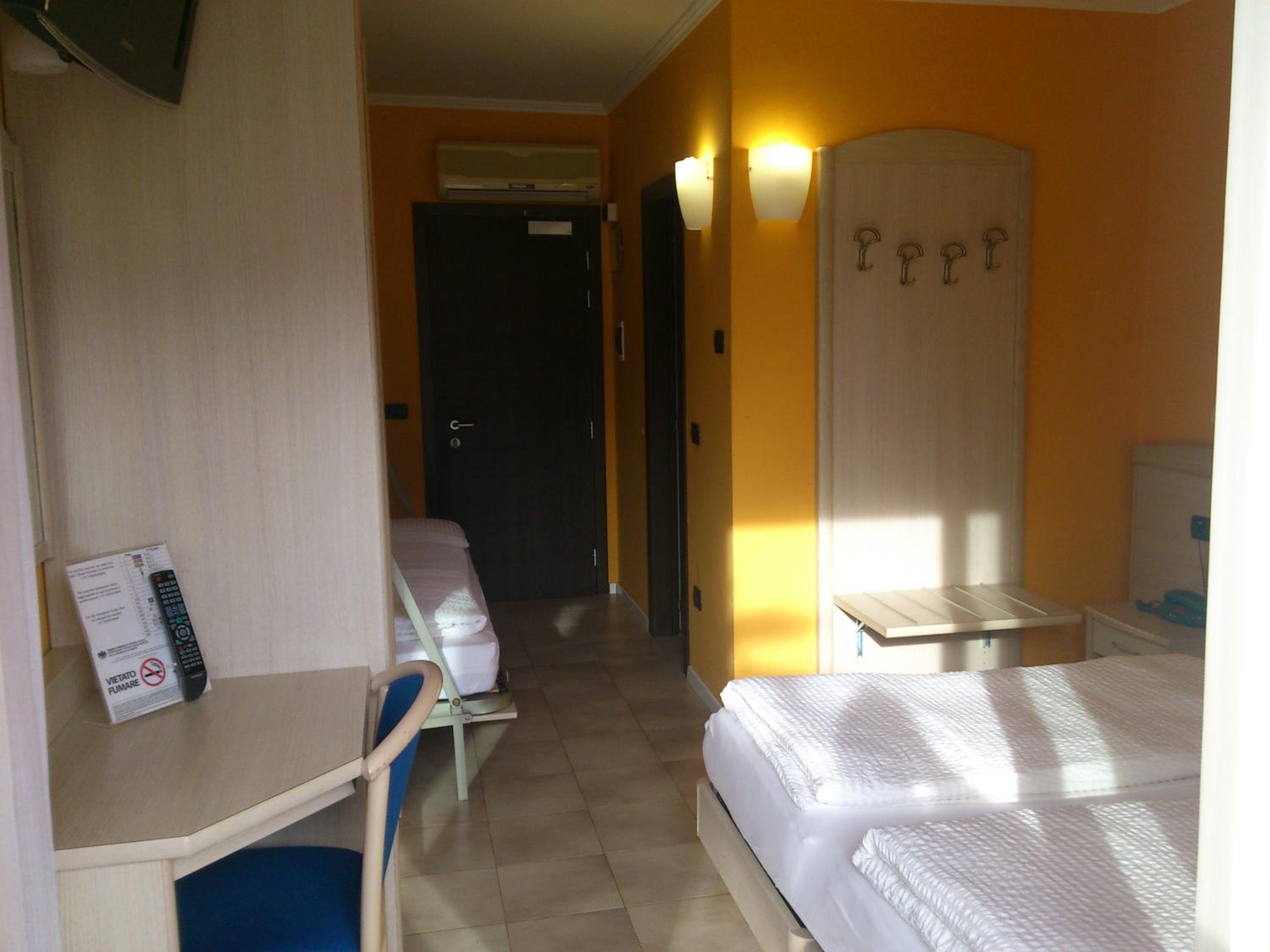 Quadruple Room photo 3