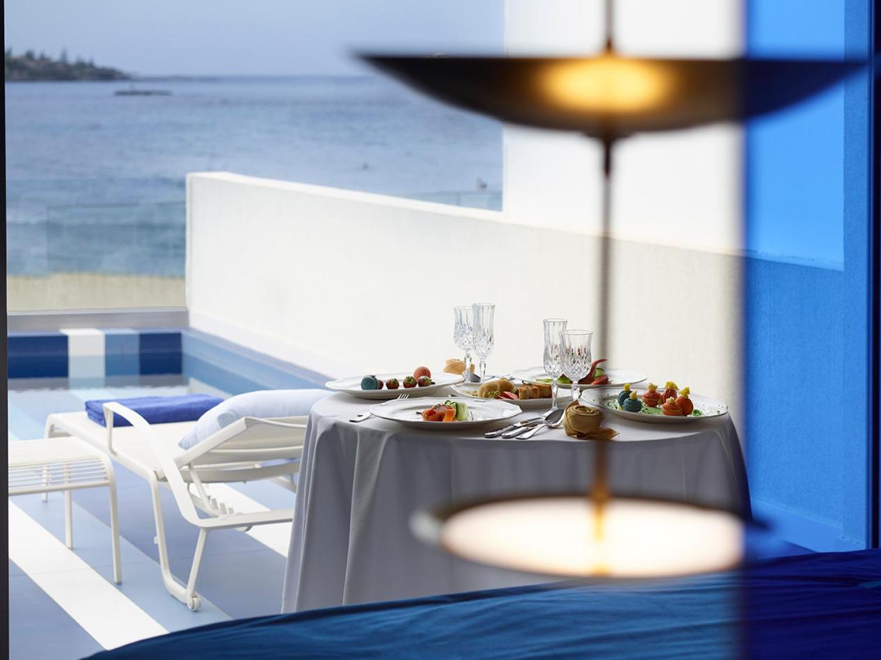 Gold Suite Sea View Private Pool photo 3