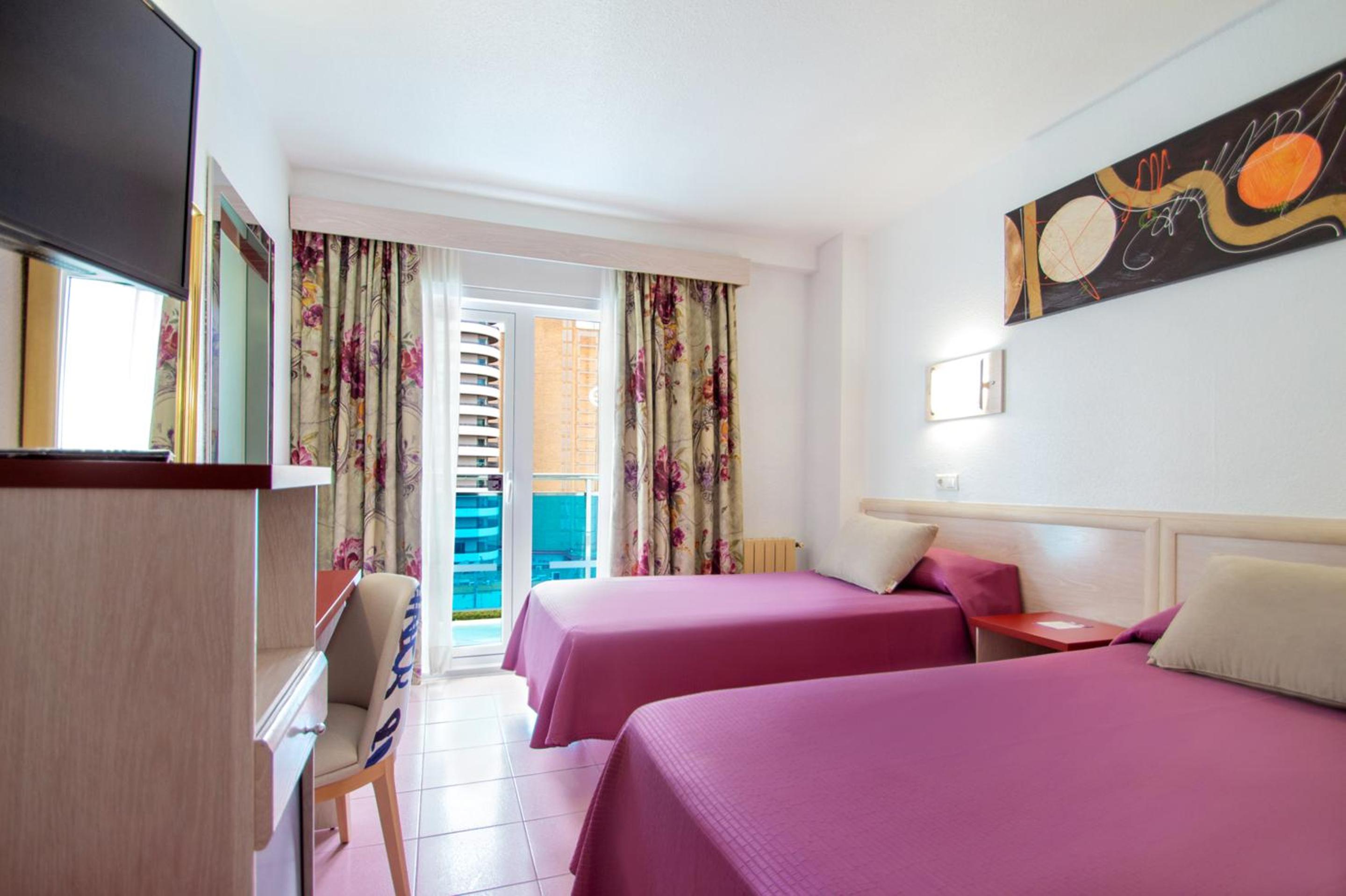 Habitación Doble o con Dos Camas con Cama Extra (2 Adultos + 1 Niño)