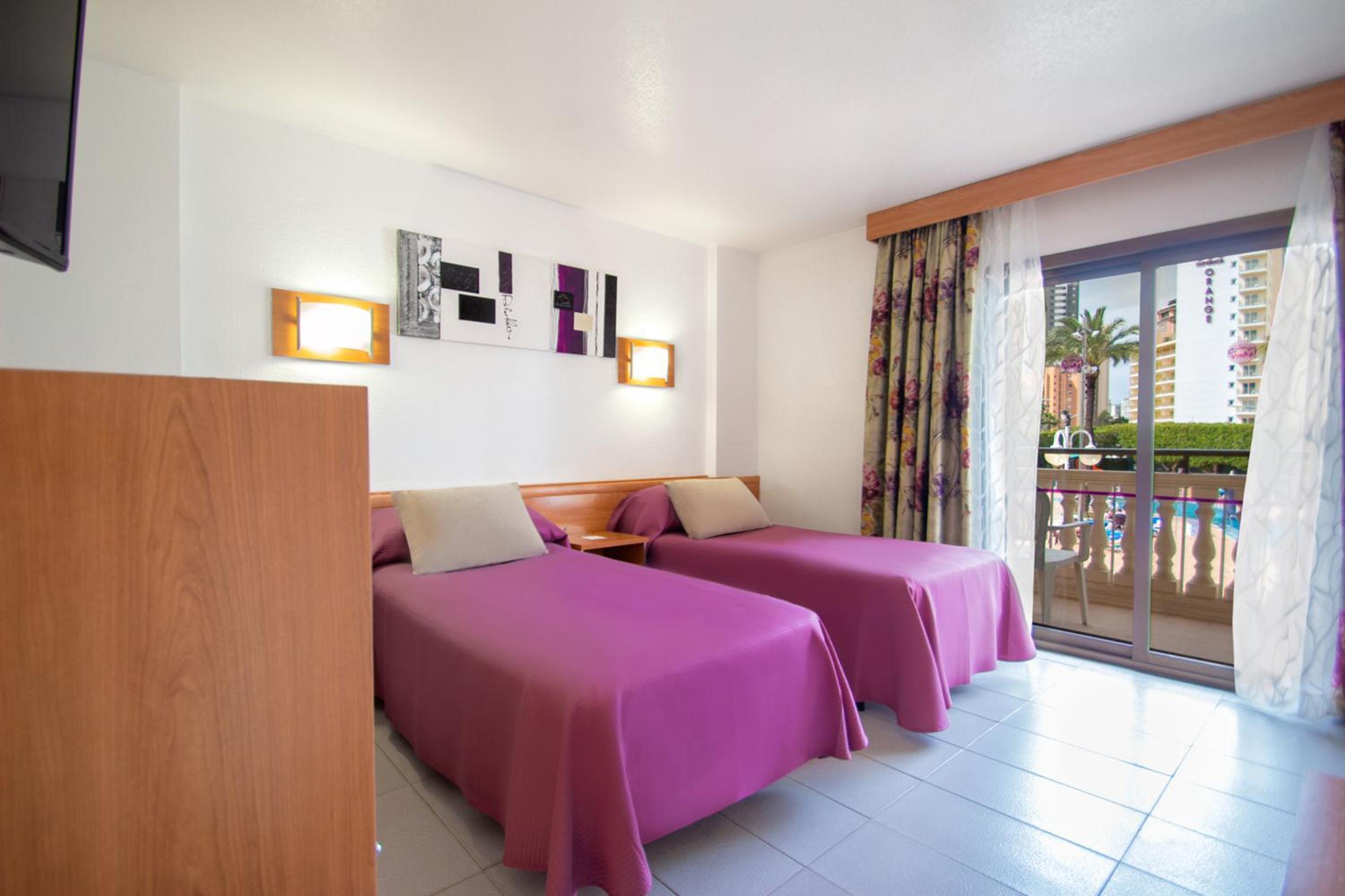 Double or Twin Room with Extra Bed (2 Adults + 1 Child) photo 2