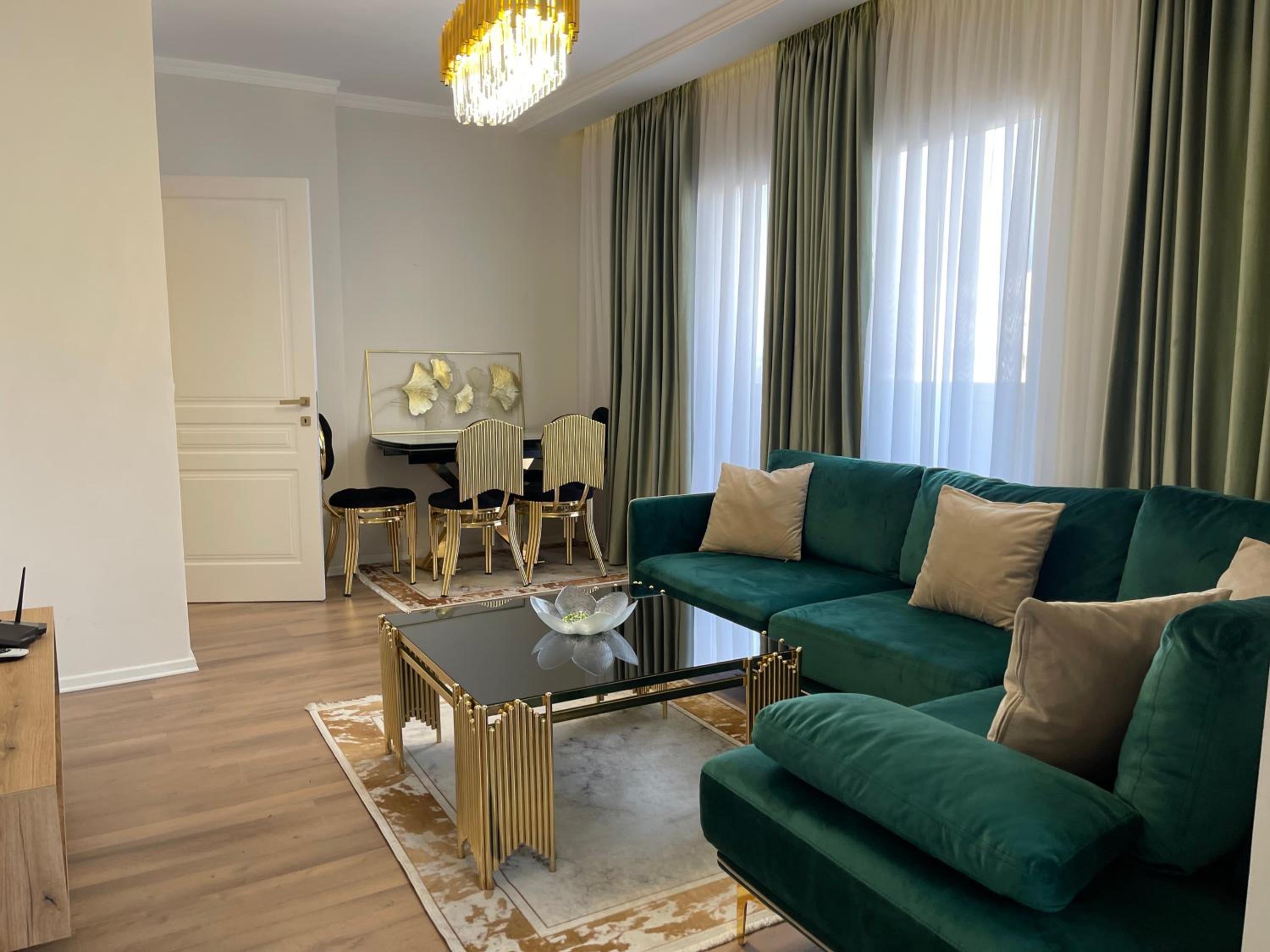 One-Bedroom Apartment
