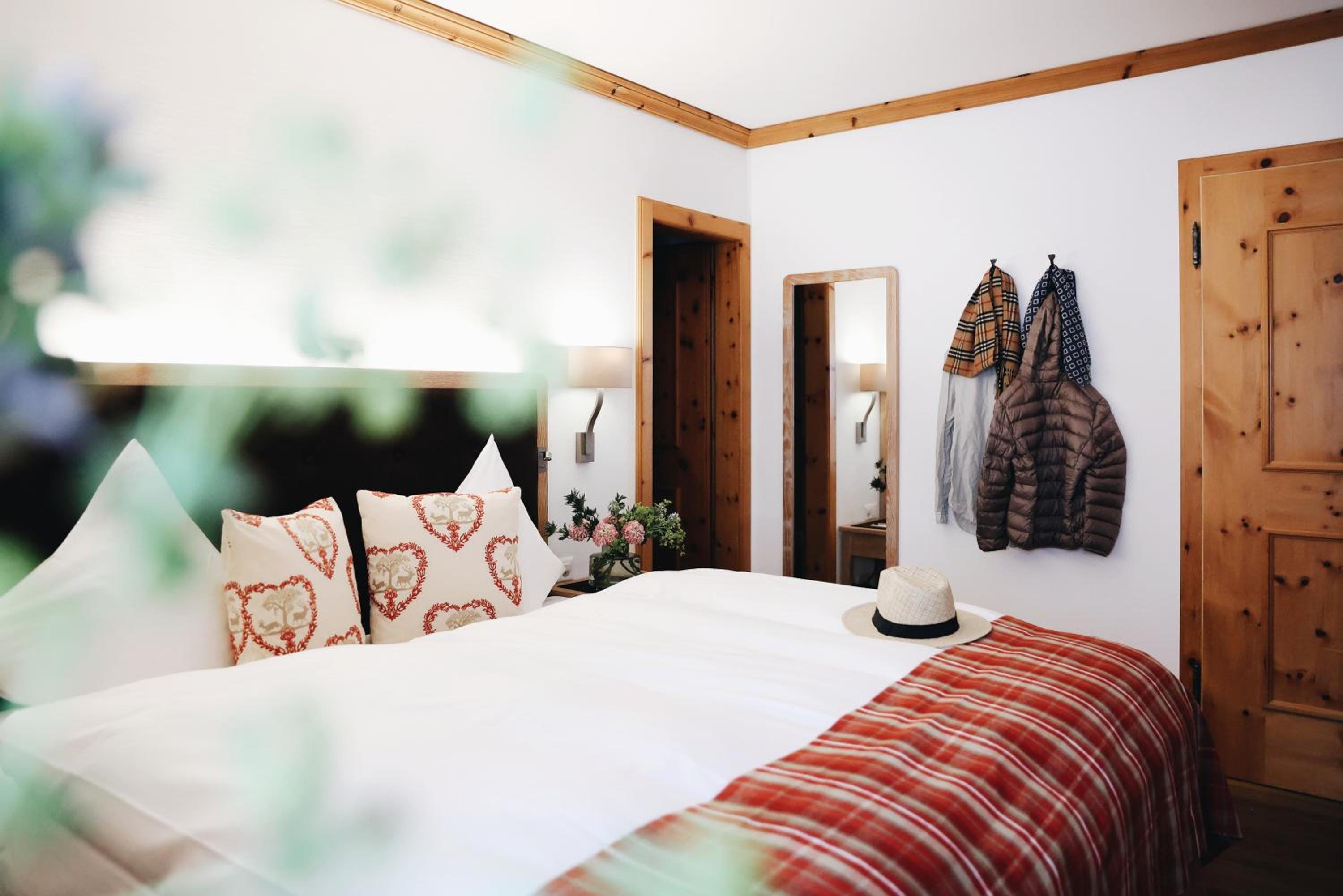 Standard Double Room with parquet floor