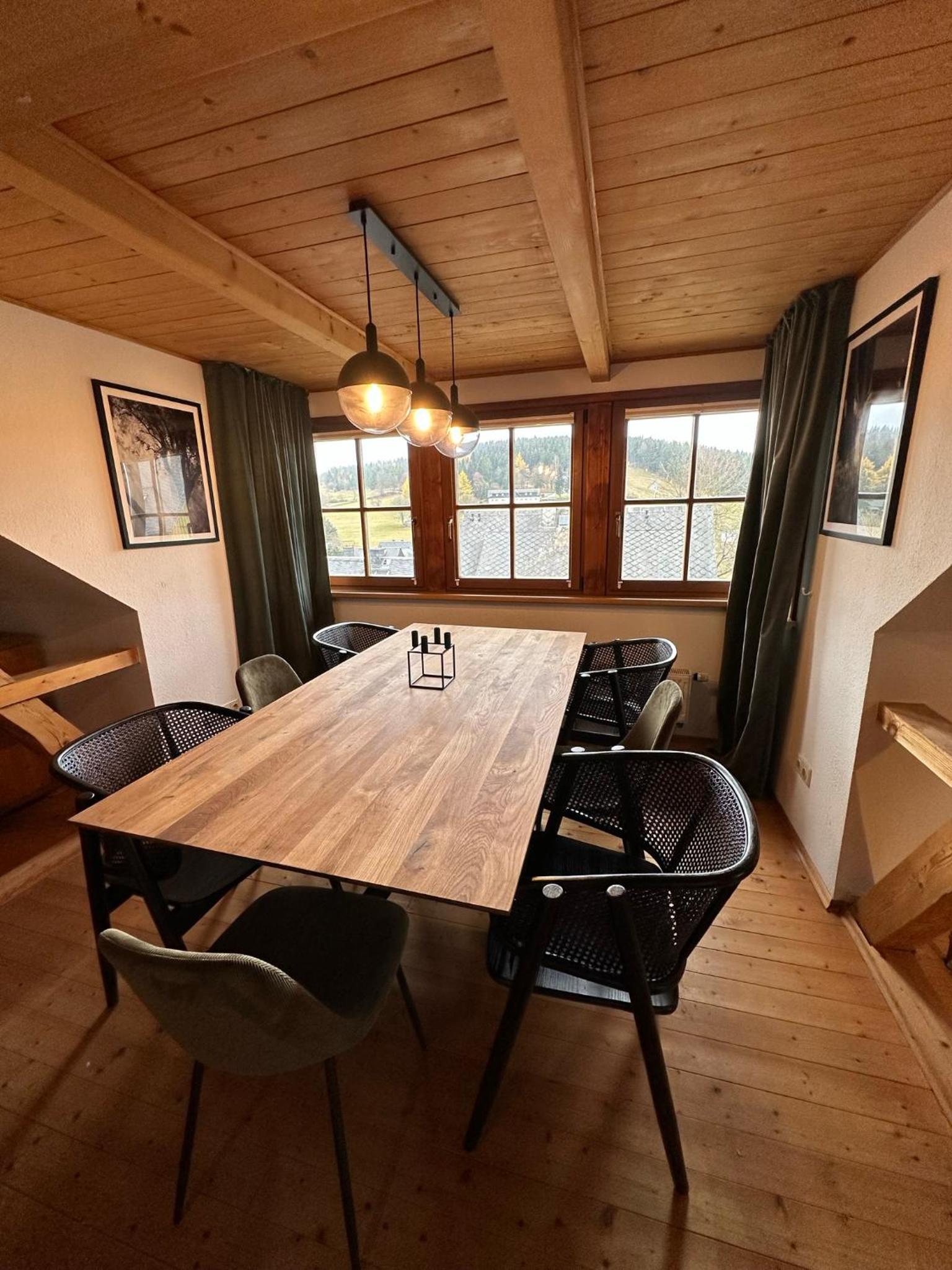Apartment with Mountain View photo 3