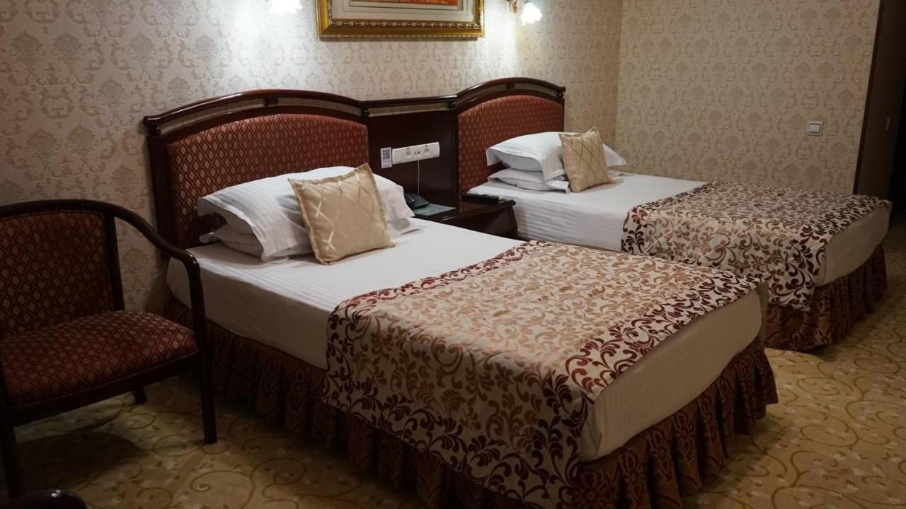 Twin Room - Photo 3