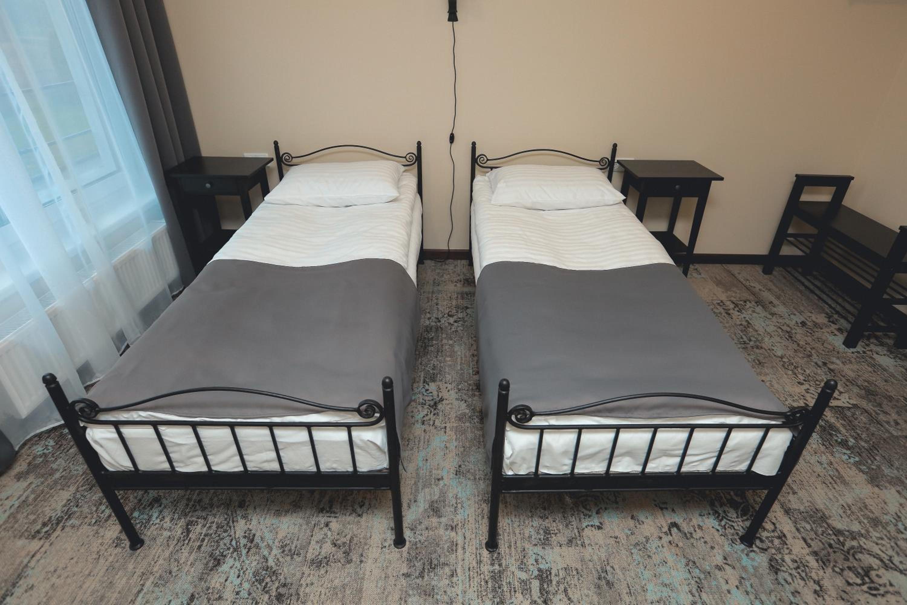 Twin Room - Photo 1