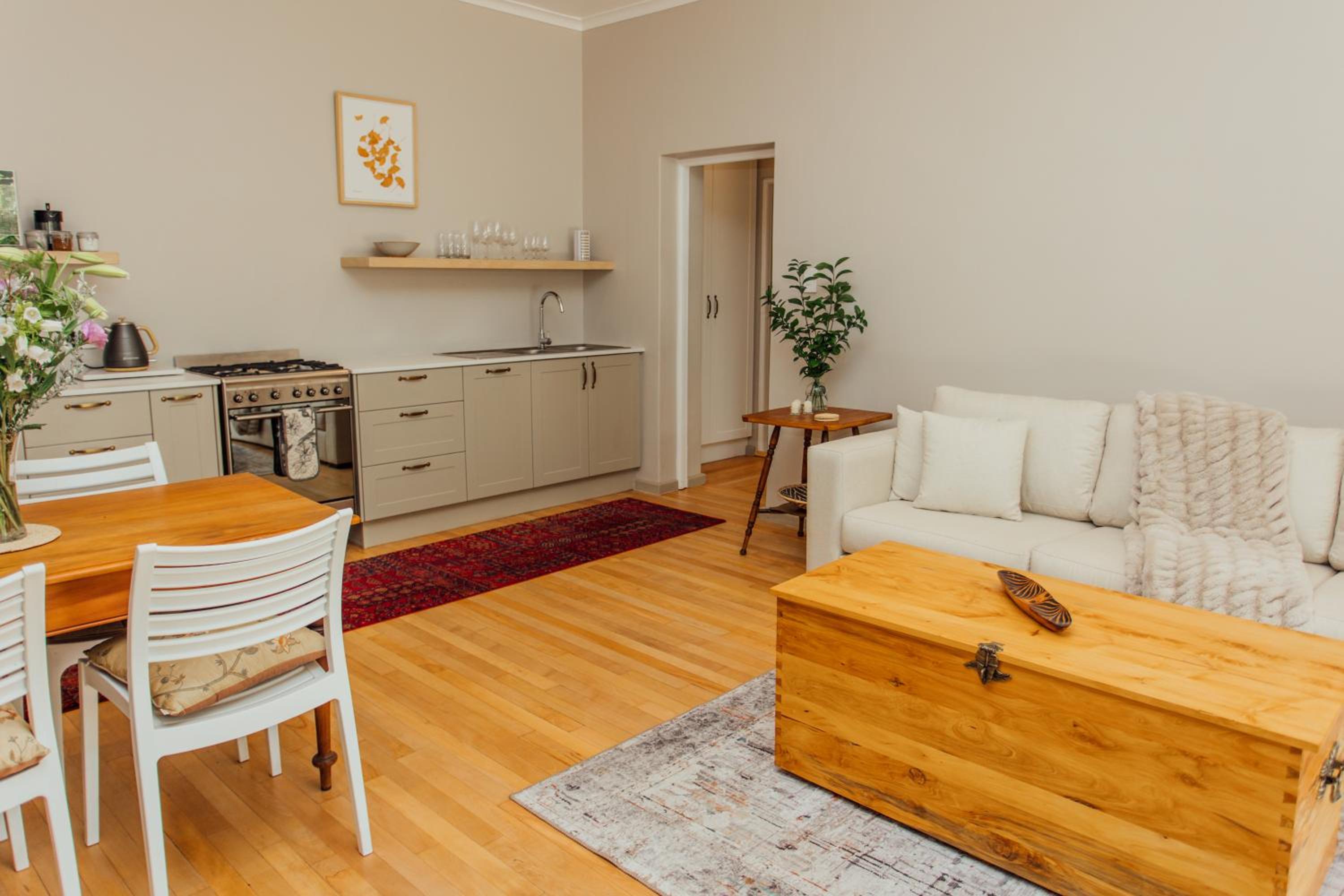 Two-Bedroom Apartment - Photo 16