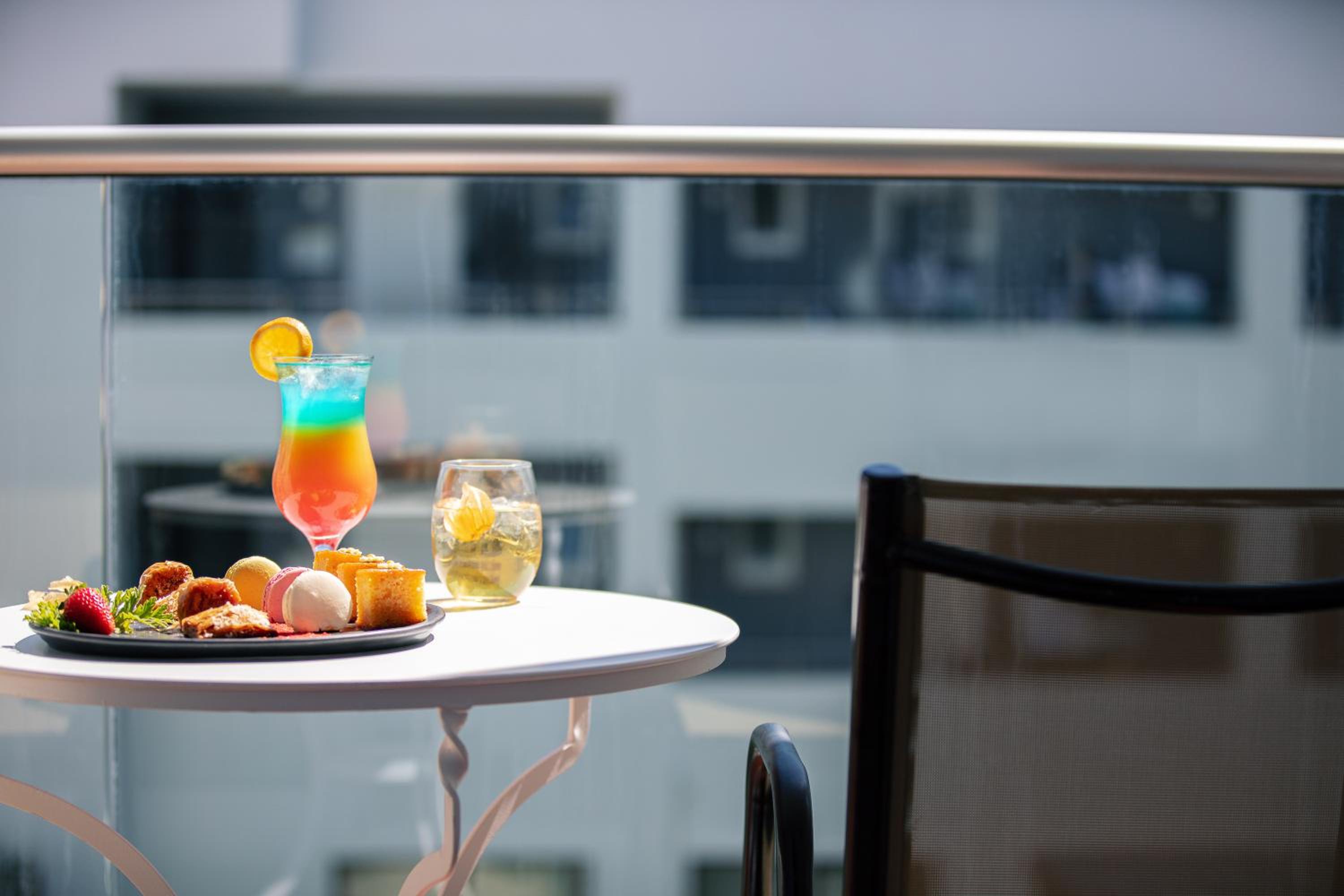 Standard Room with Pool View thumbnail 5