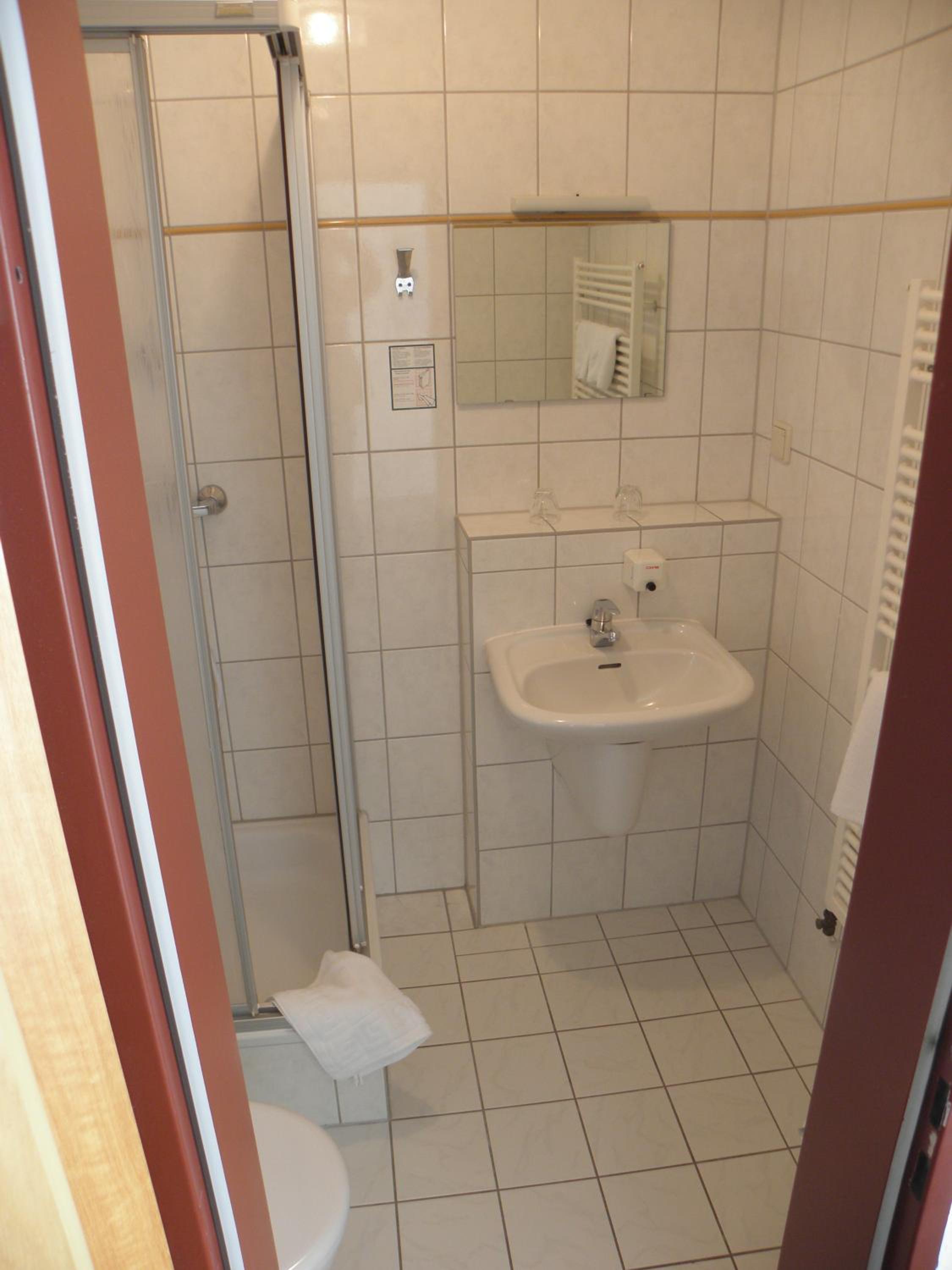 Single Room photo 3