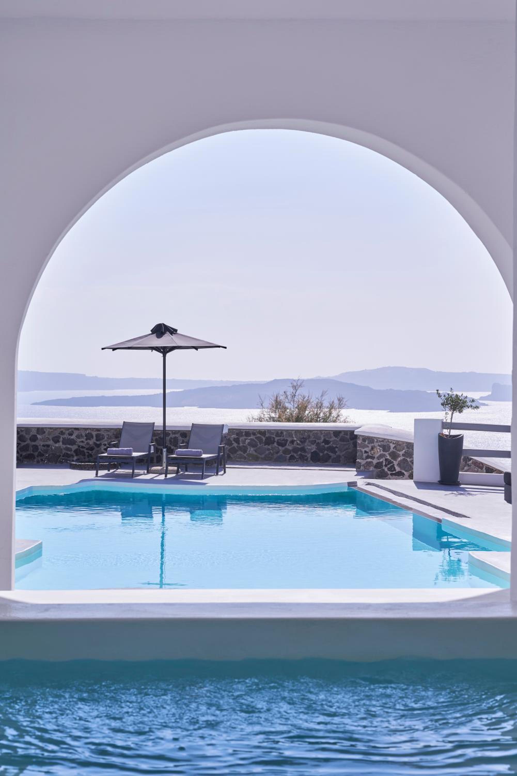 Two Bedroom Suite with Jetted Tub & Caldera View photo 2
