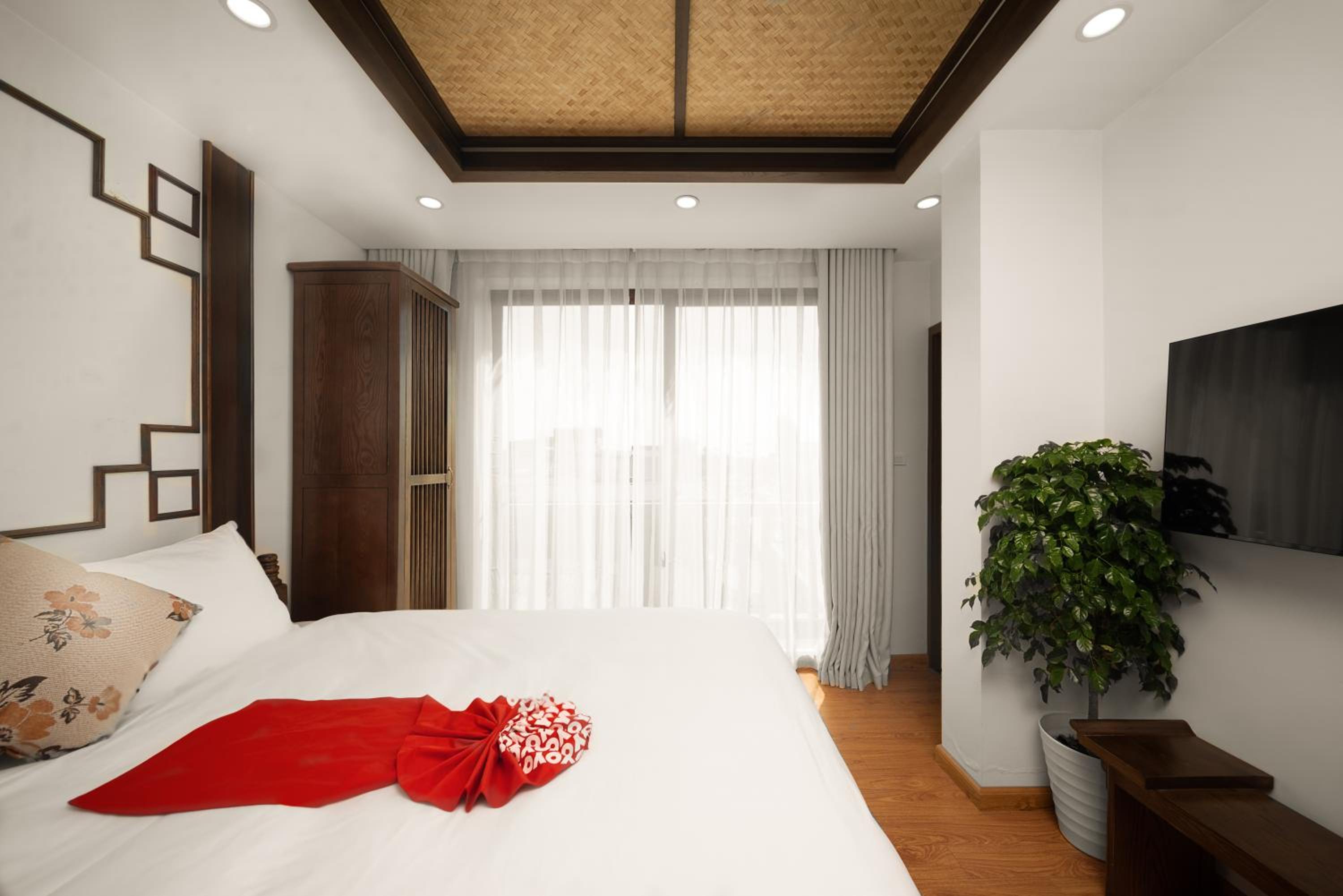 Executive Double Room with Balcony photo 2