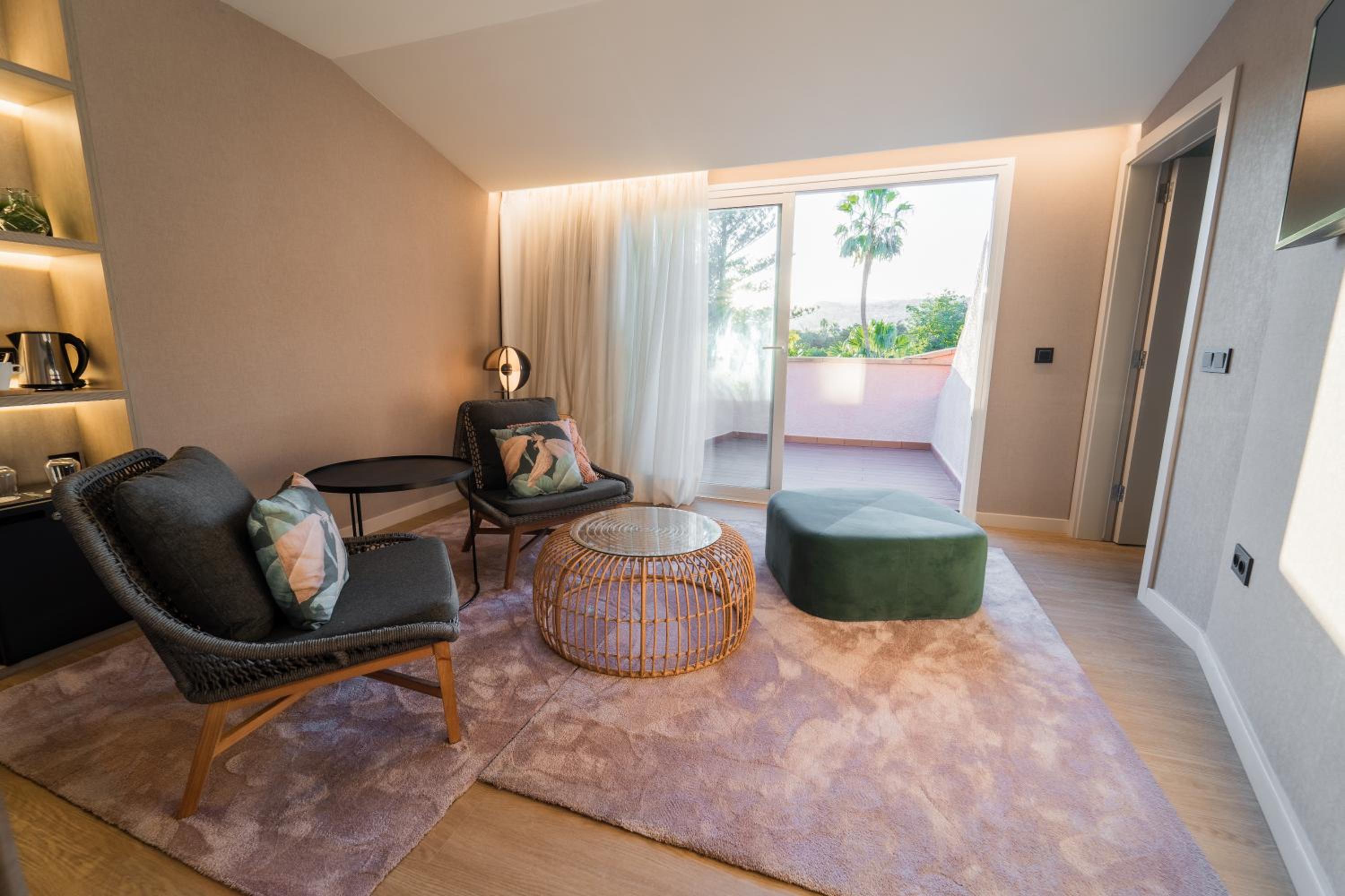 Grand Suite with Park View