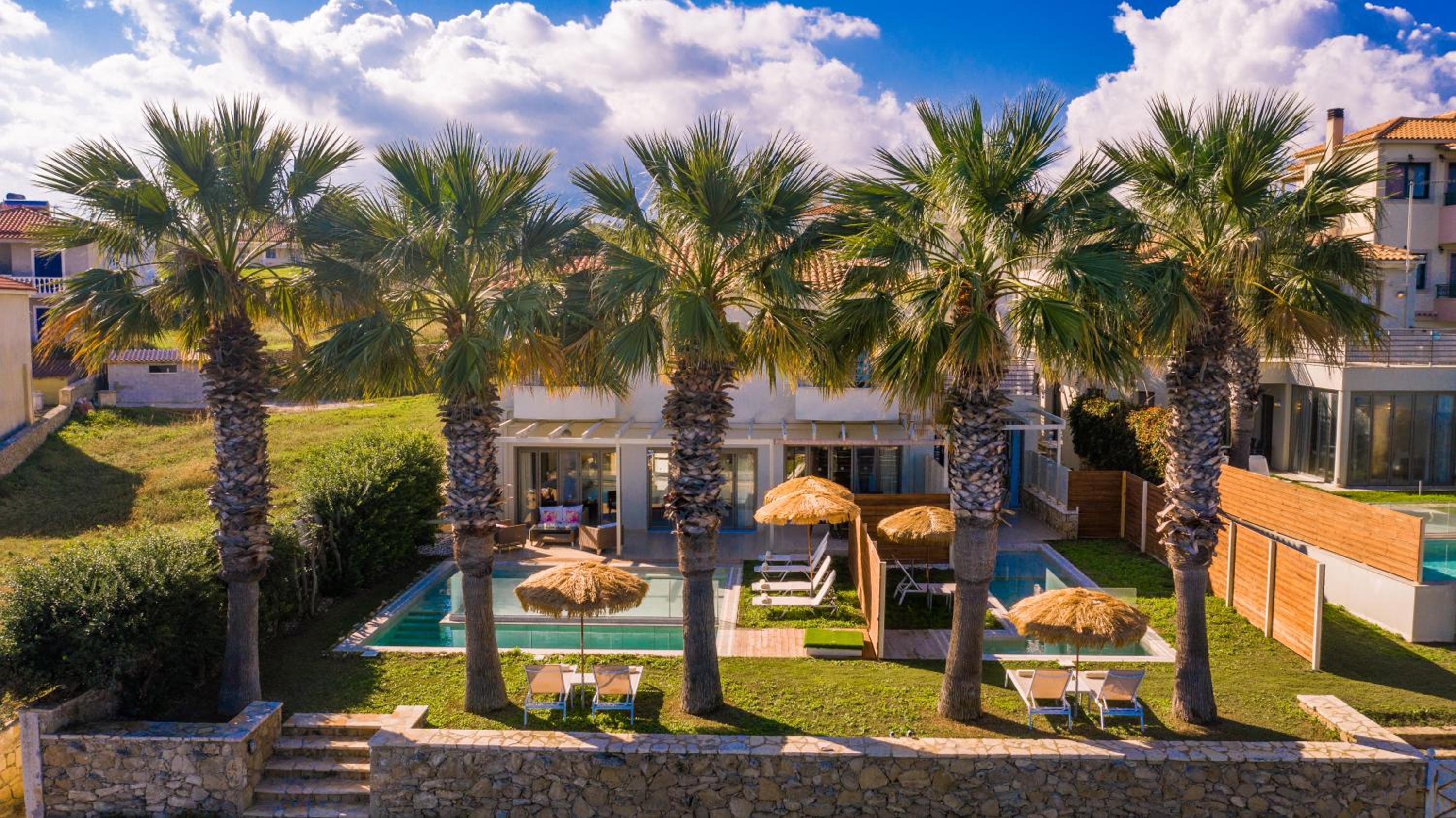 Villa - Beach Front photo 2