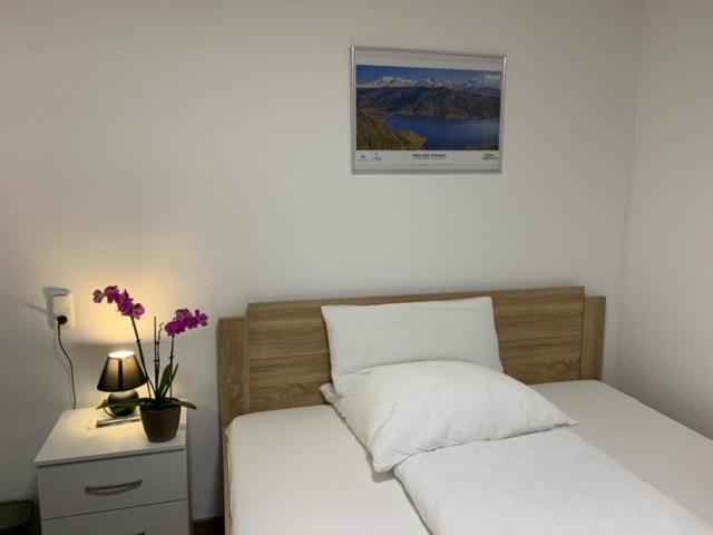 Economy Double Room photo 2