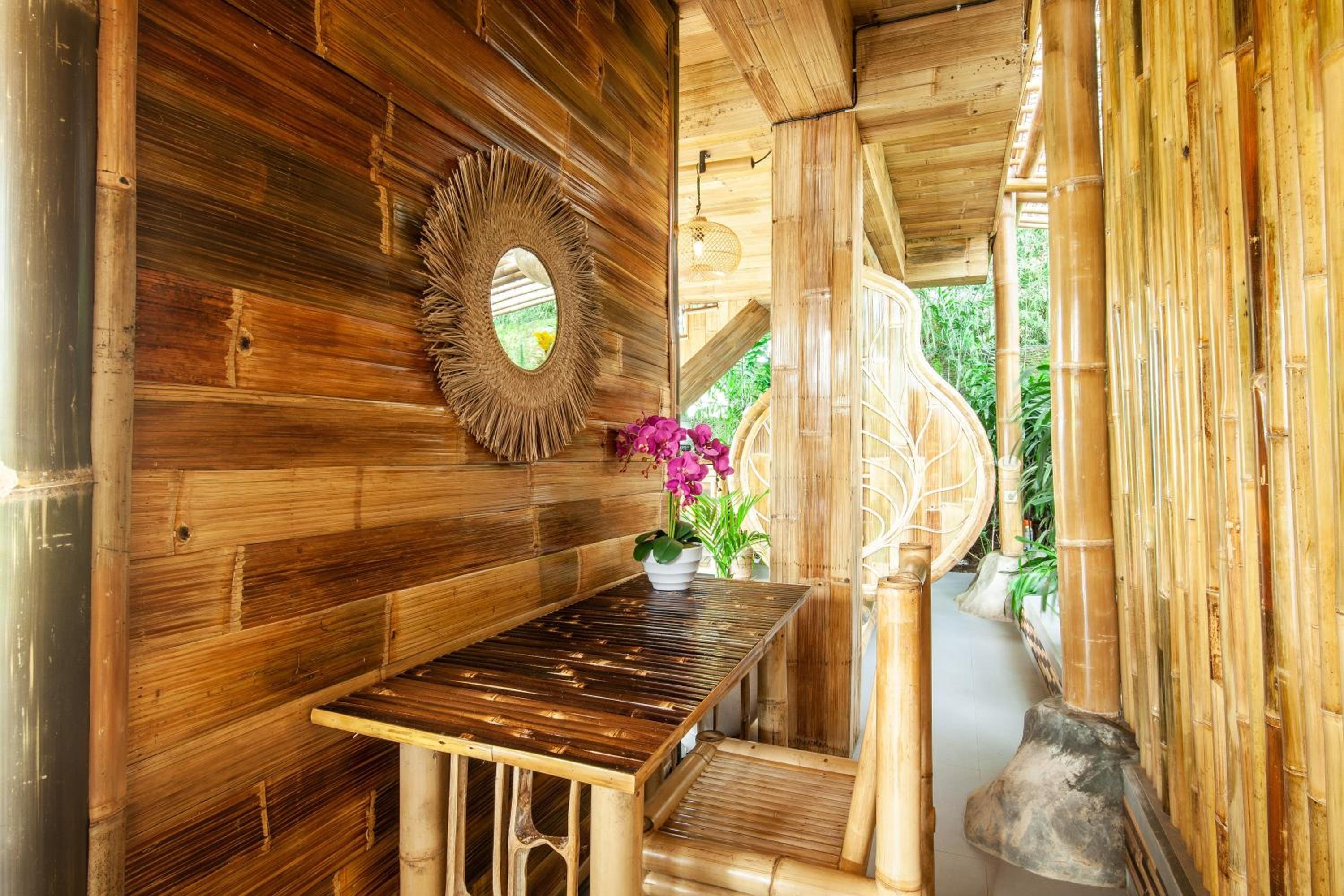 Princess House - Photo 2
