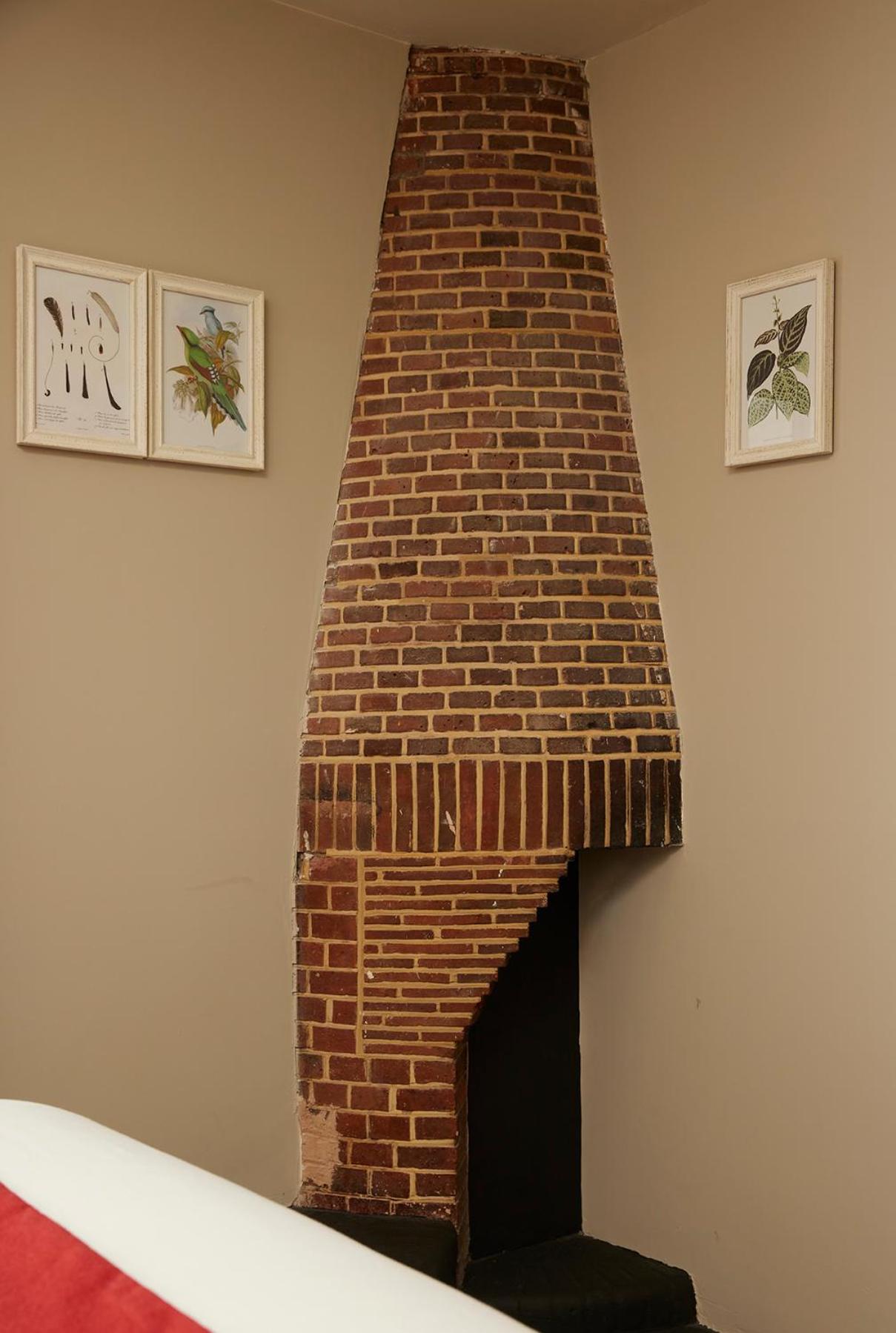 Double Room - Photo 2