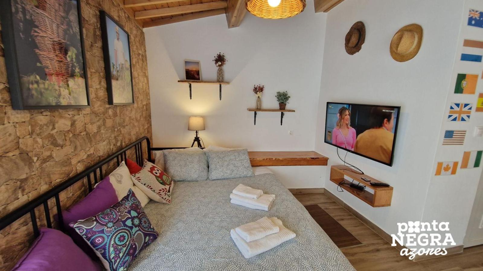 Studio Apartment photo 1
