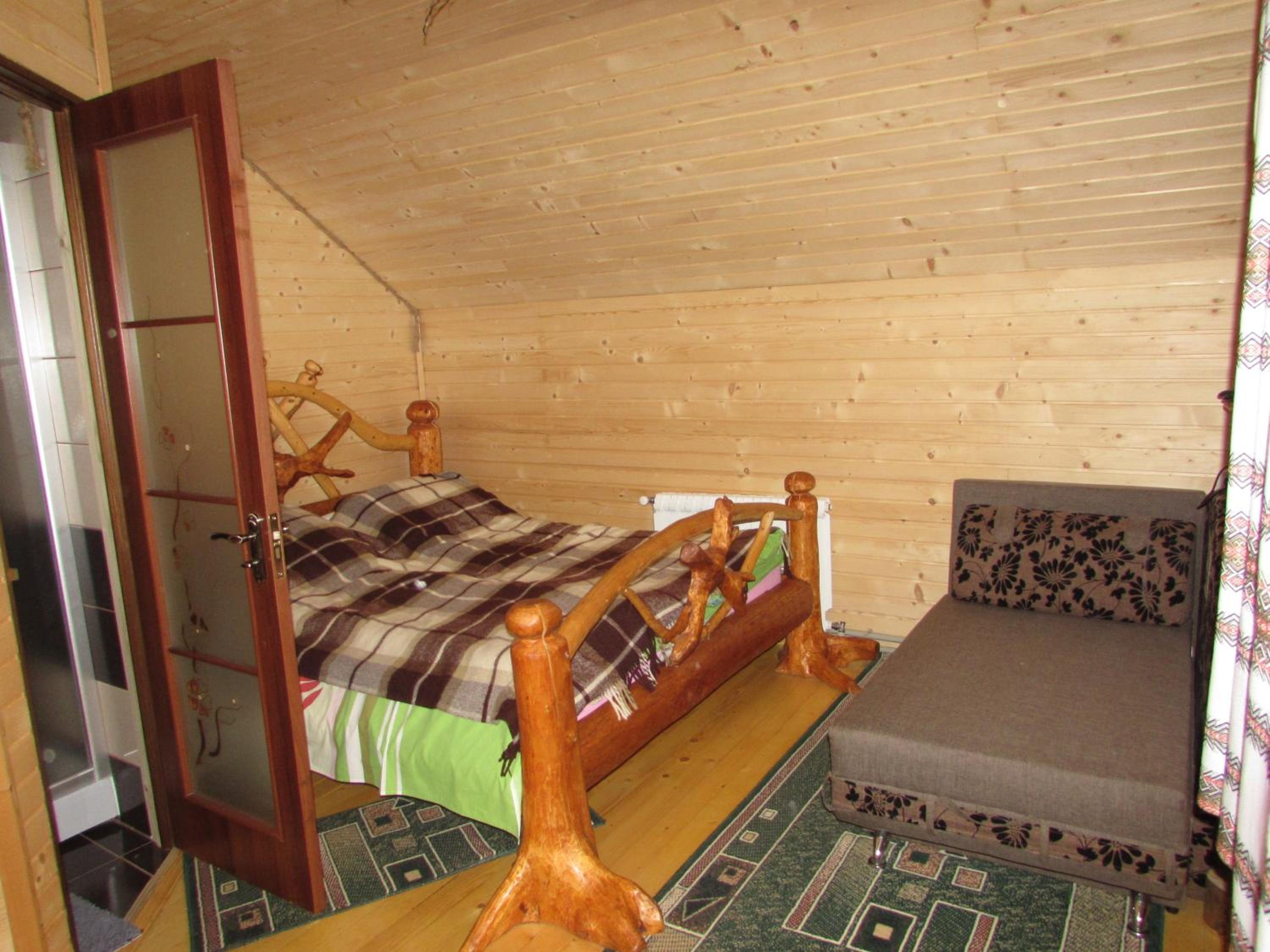 Deluxe Room (2 Adults + 1 Child) photo 2
