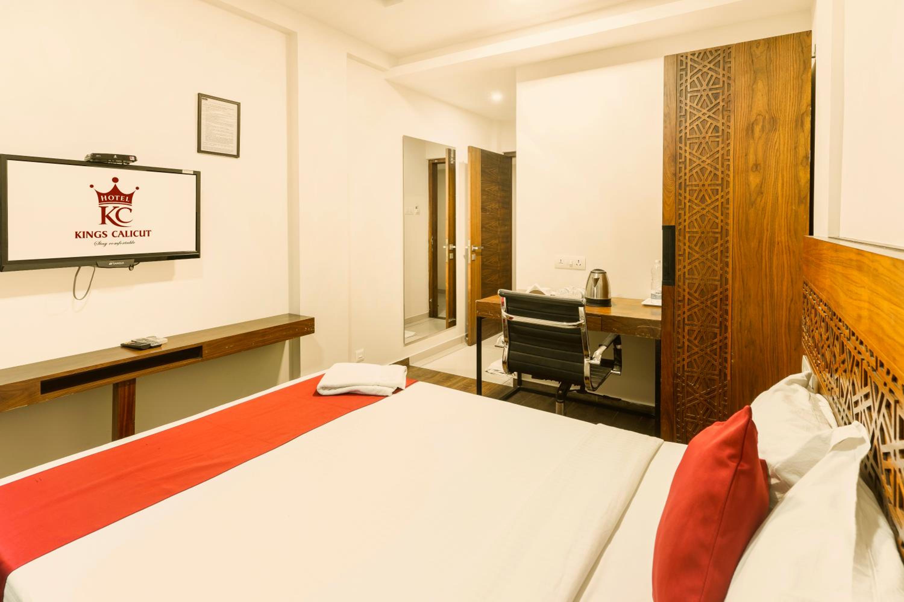 Standard Double Room with Fan photo 3