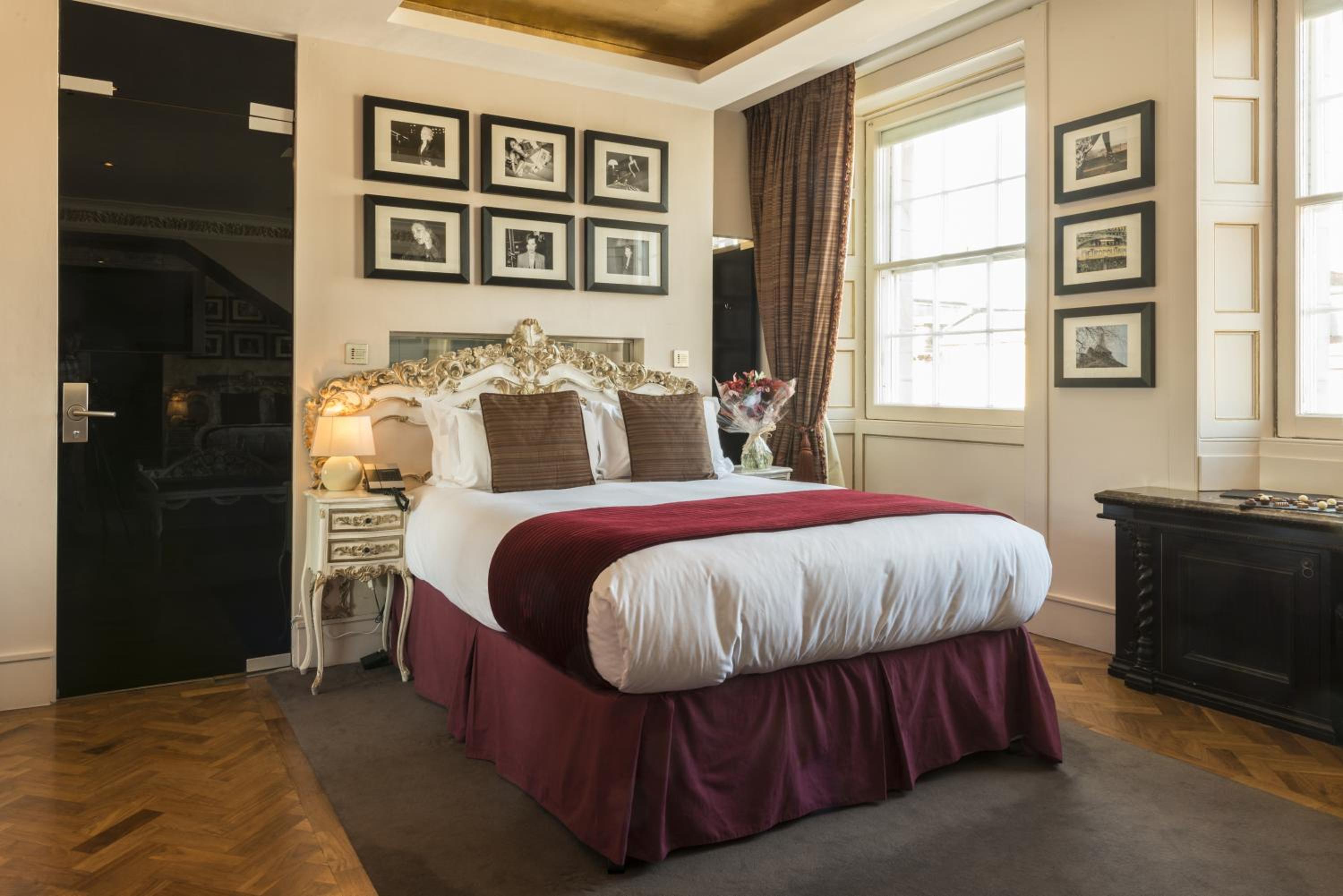 Executive Double Room - Photo 11