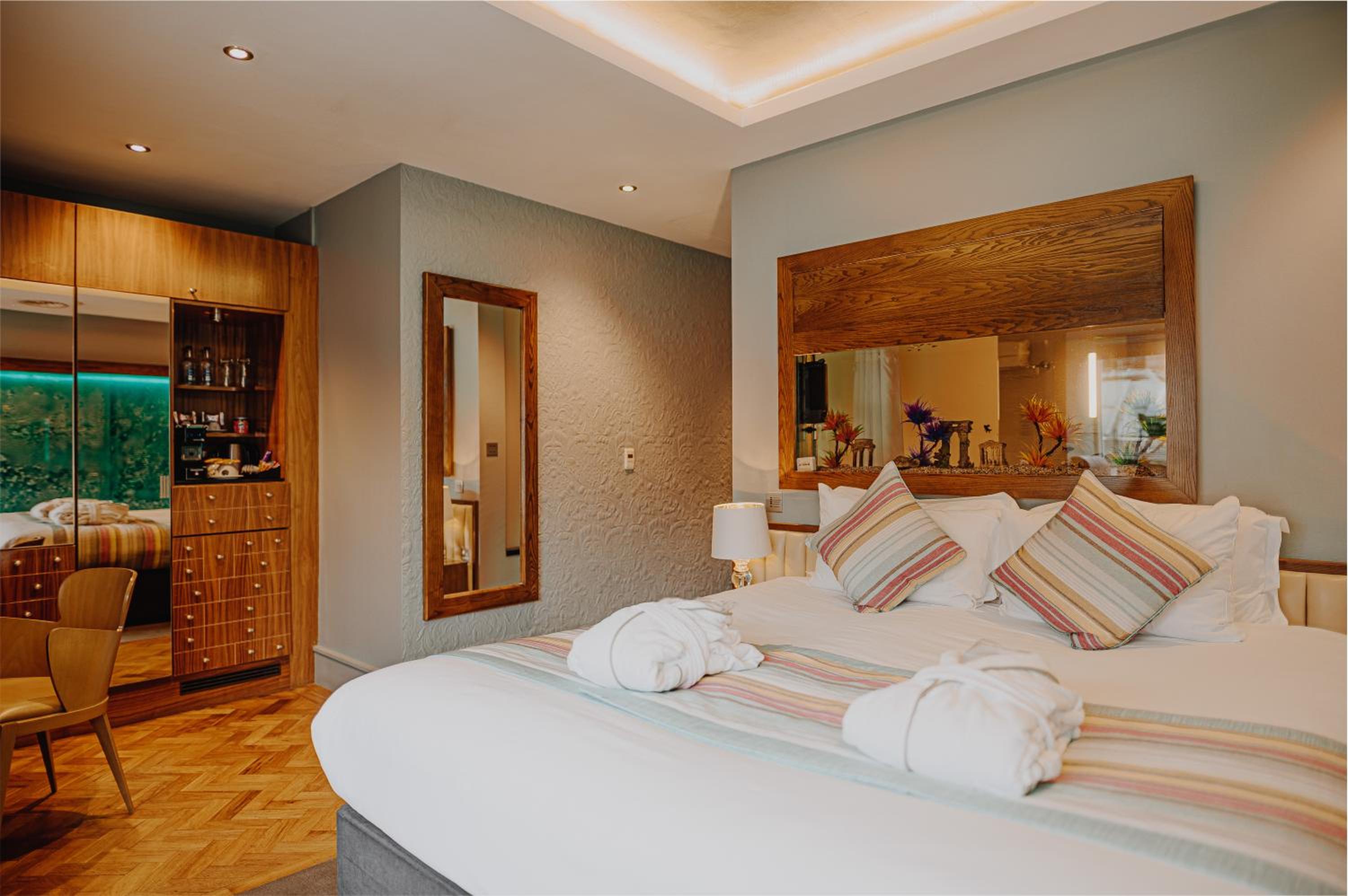 Executive Double or Twin Room - Photo 14