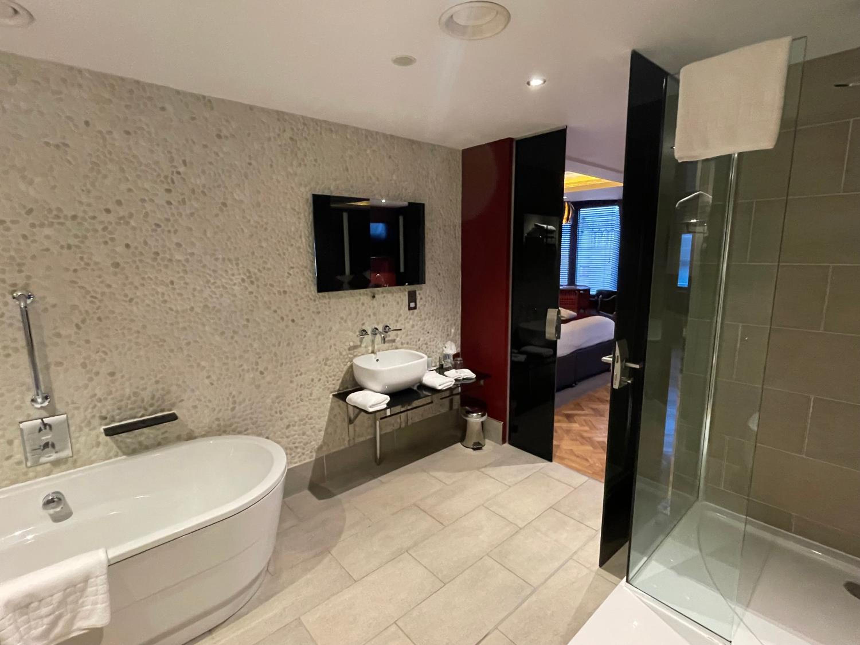 Junior Suite Double or Twin Room - Photo 20