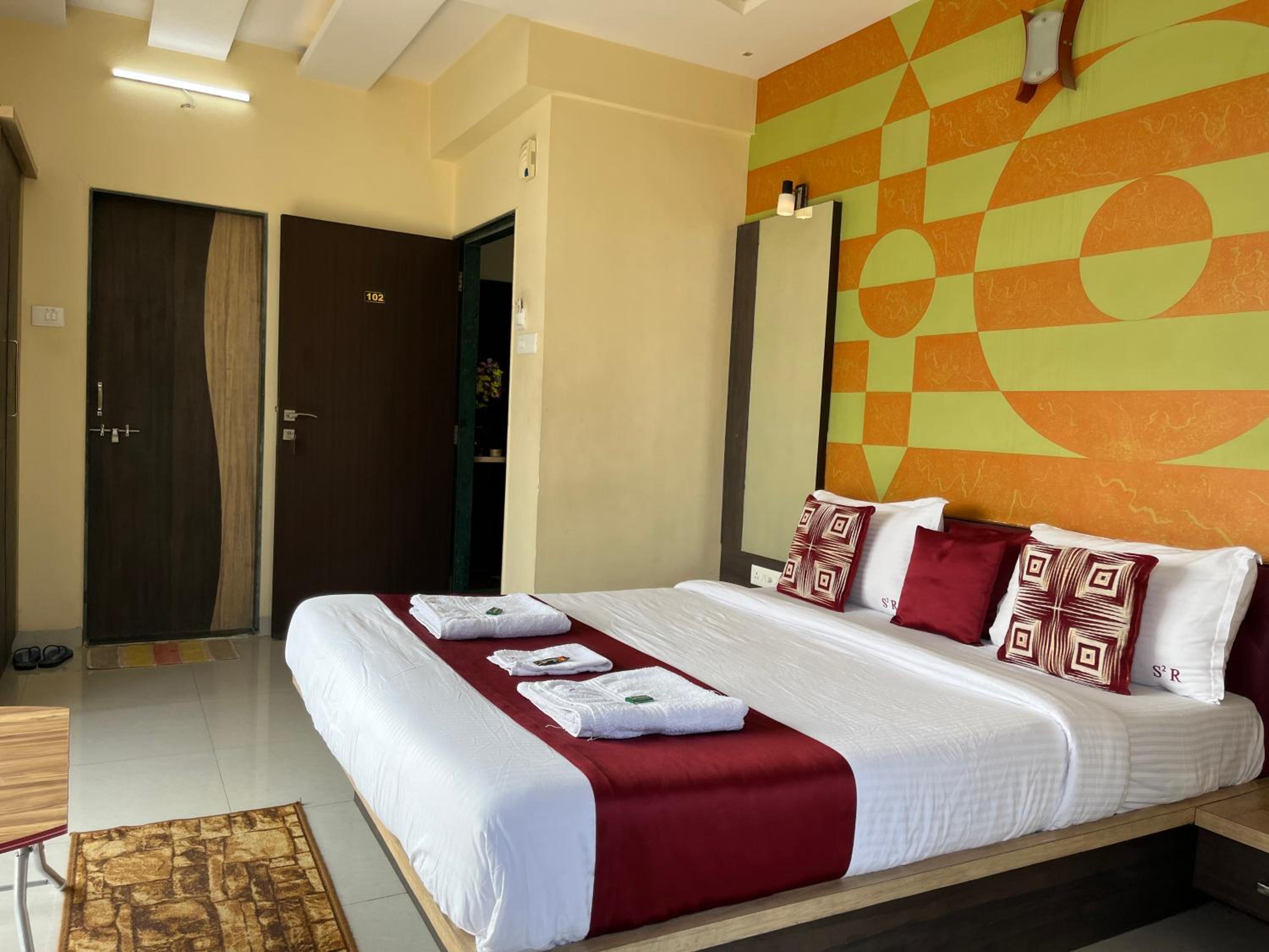 Large Double Room